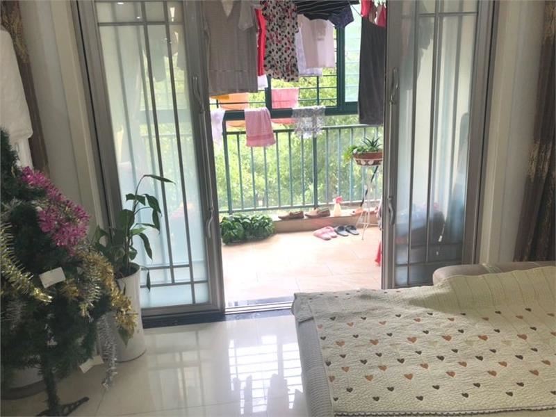 新城一号证满两年精装修看中价格可谈视野好通透