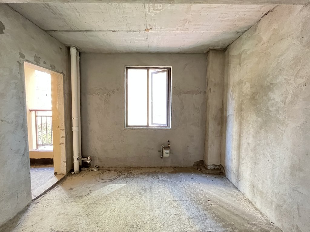 香格里拉电梯洋房南北通透优秀楼层诚意出售