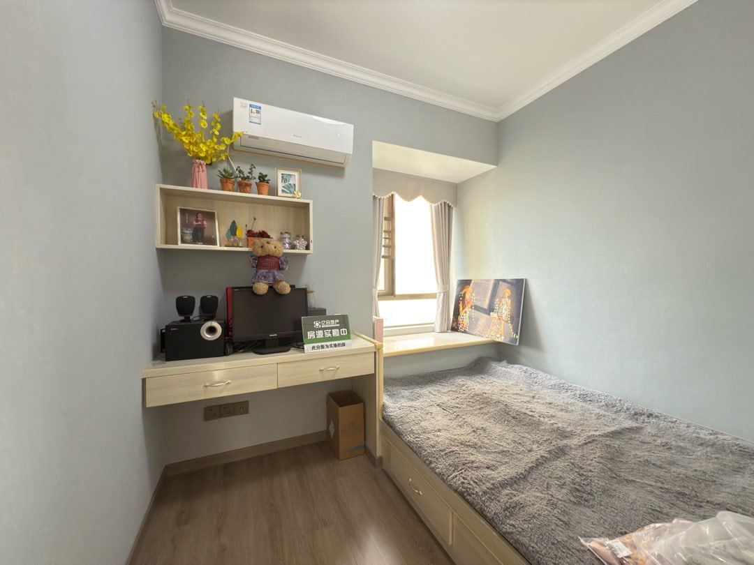 捡漏，城南，南国明珠，南北双阳台，精装四房，单价5200，证满二，好楼层10楼