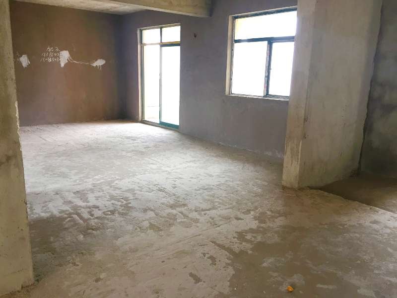 新城壹号五期 三室两厅两卫 双阳台前后无遮挡