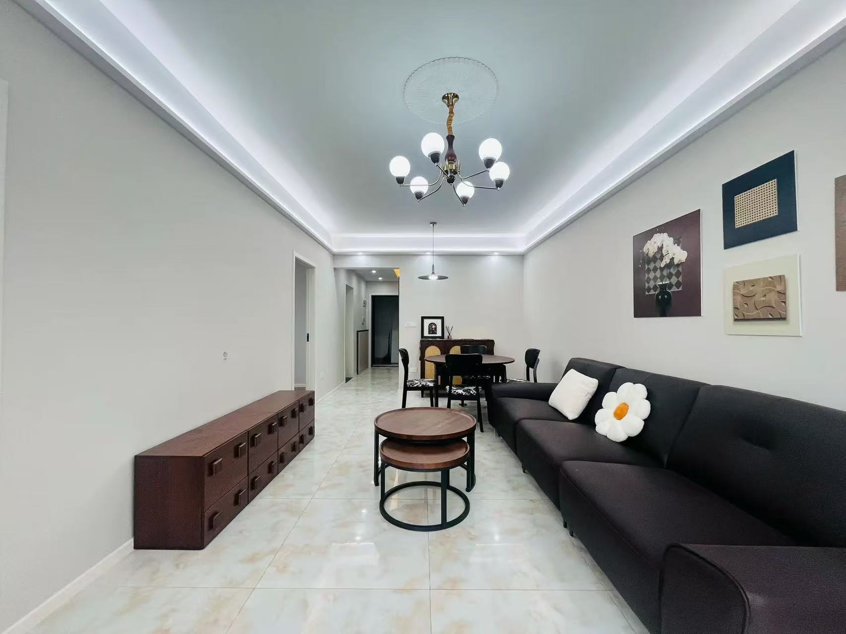 急售，和合国际，精装三室两厅一卫。拎包入住，证满二