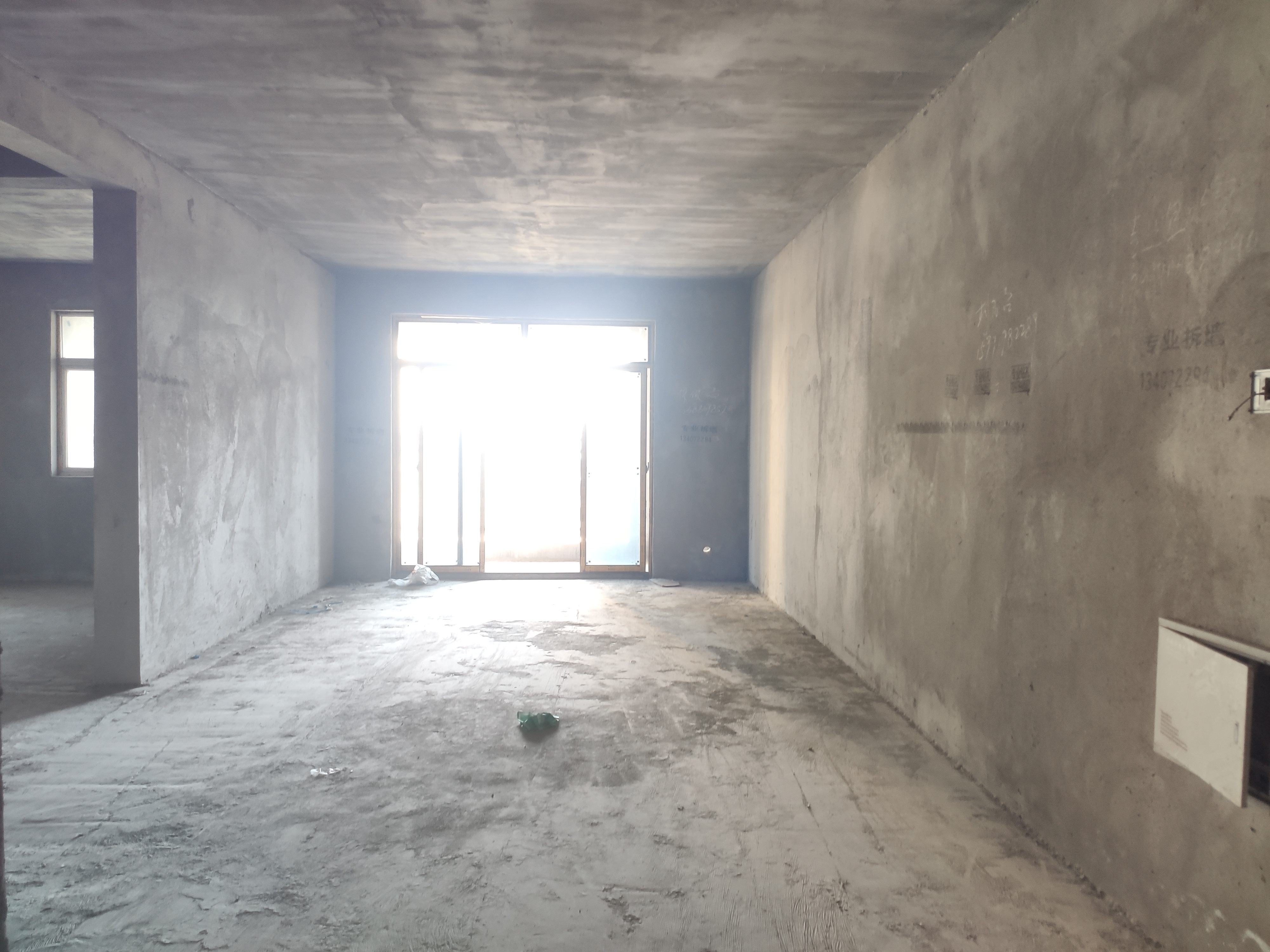 领秀城 人车分流 品质小区毛坯三房带车位满二 中间楼层房东诚意出售