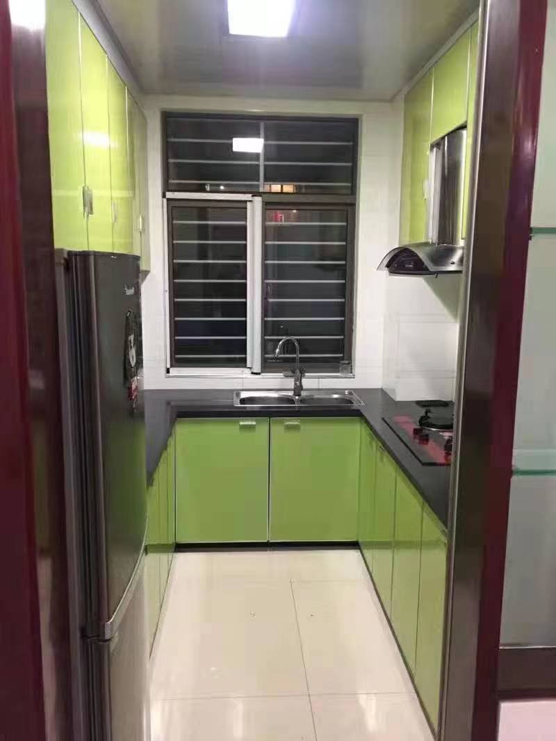 城南好房6字开头138平精装大三房