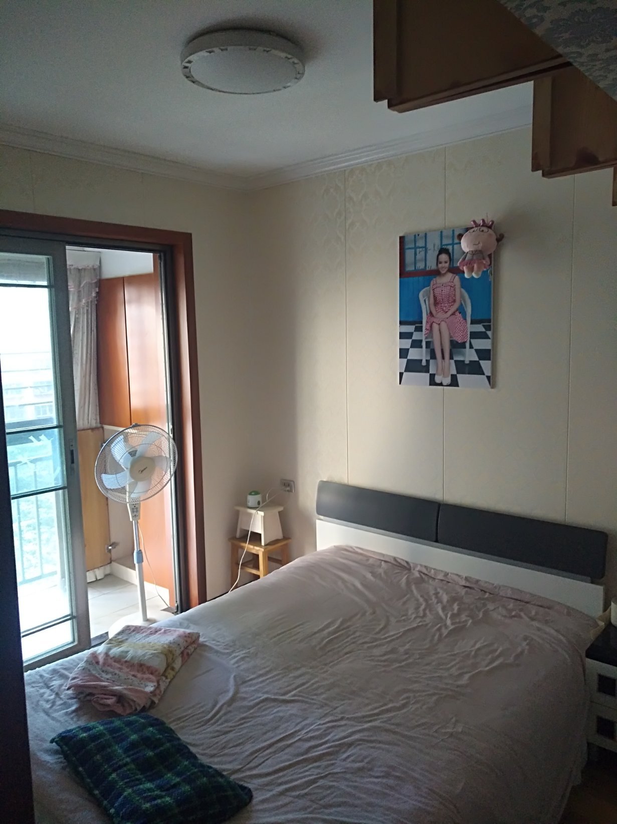 鸣宇尚城商城旁边读公立实验幼儿园实验 三中