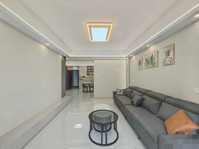 降价了，诚心出售，风和日丽，精装当做毛坯卖，好楼层电梯25楼，全新装修大两房，证件满二