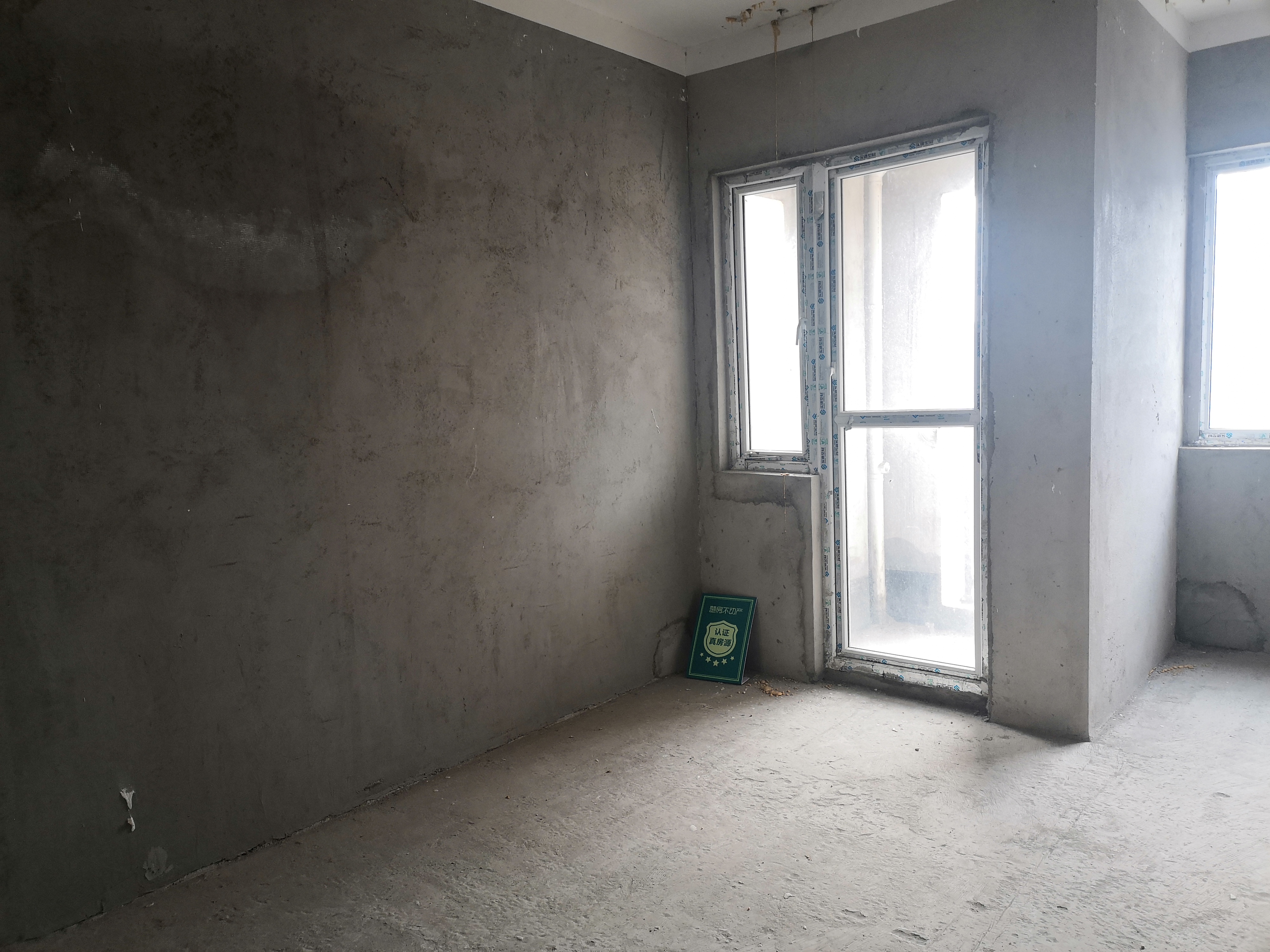 汽车城南城新区低总价复式楼毛坯