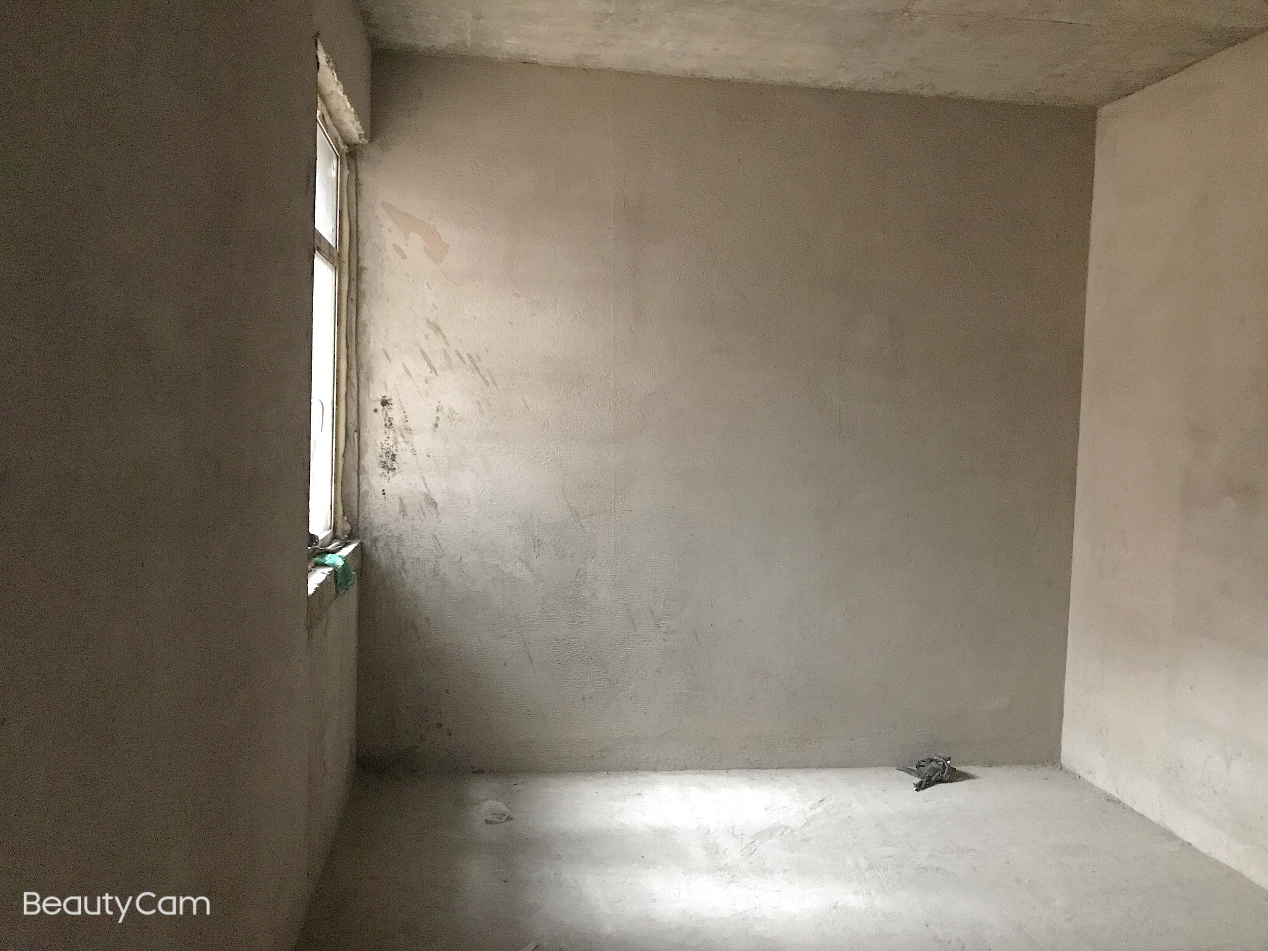 时代天骄毛坯小三房楼层好采光好看房方便