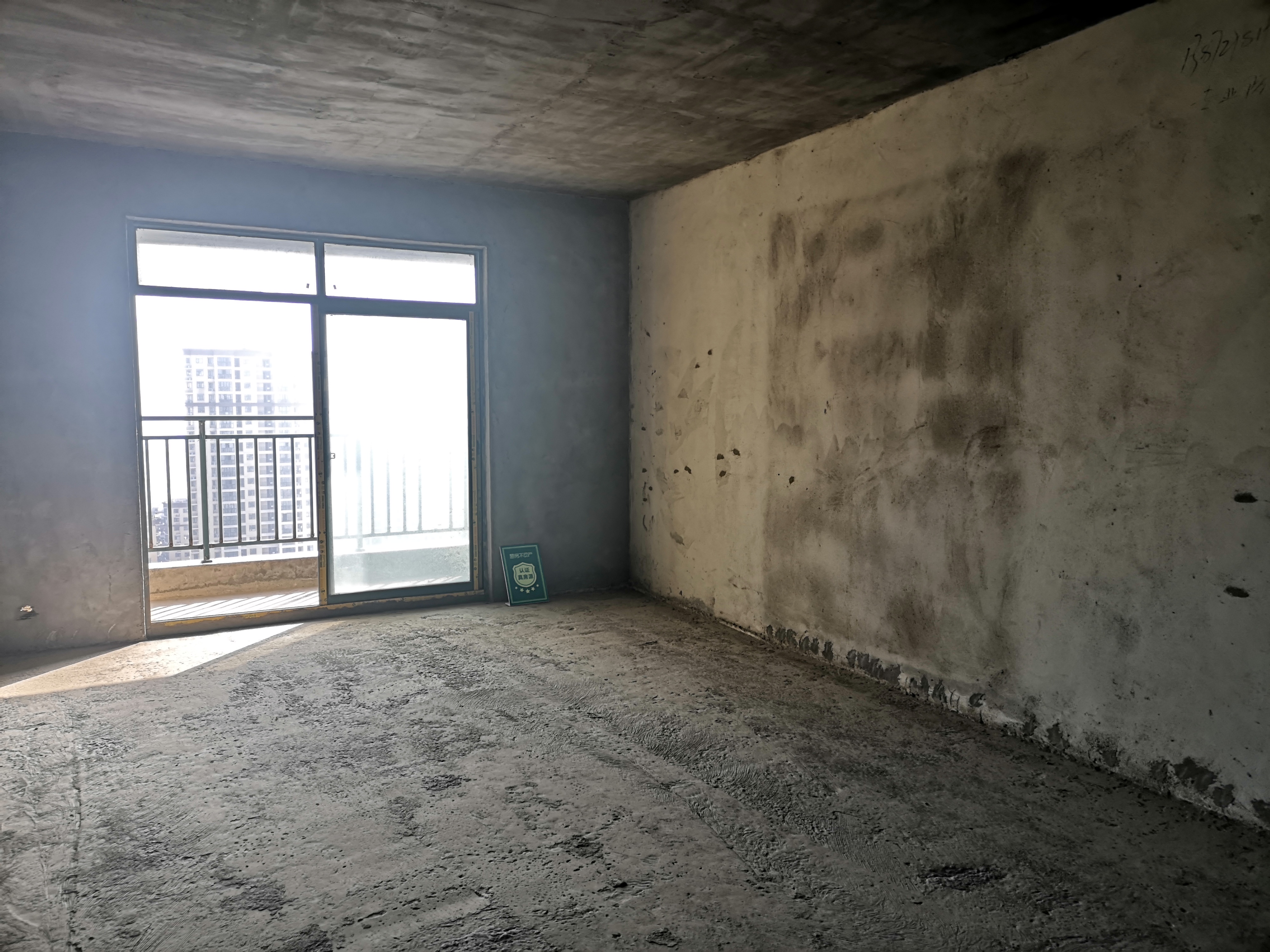 新城一号毛坯大四房户型好楼层佳三个阳台视野采光真是好读实验三小