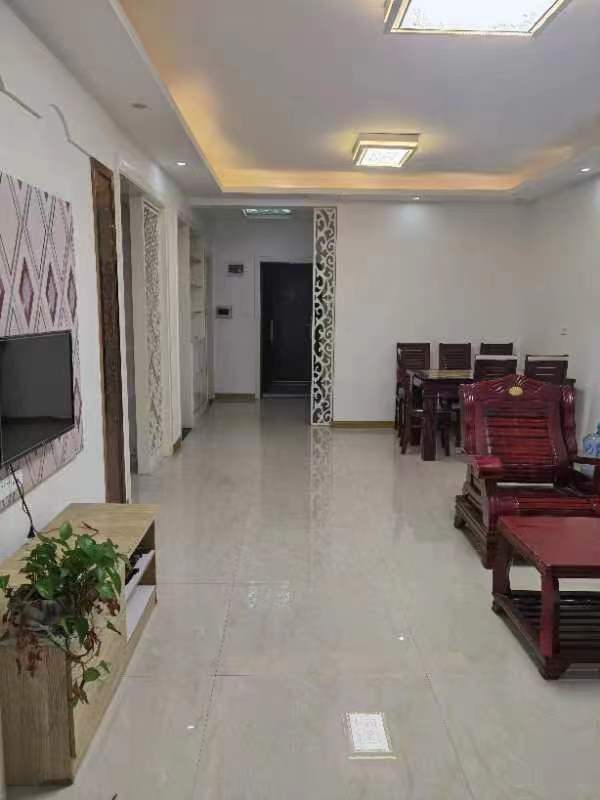 金诚花园   城南两房出租  看房方便  价格面议  天城缘对面