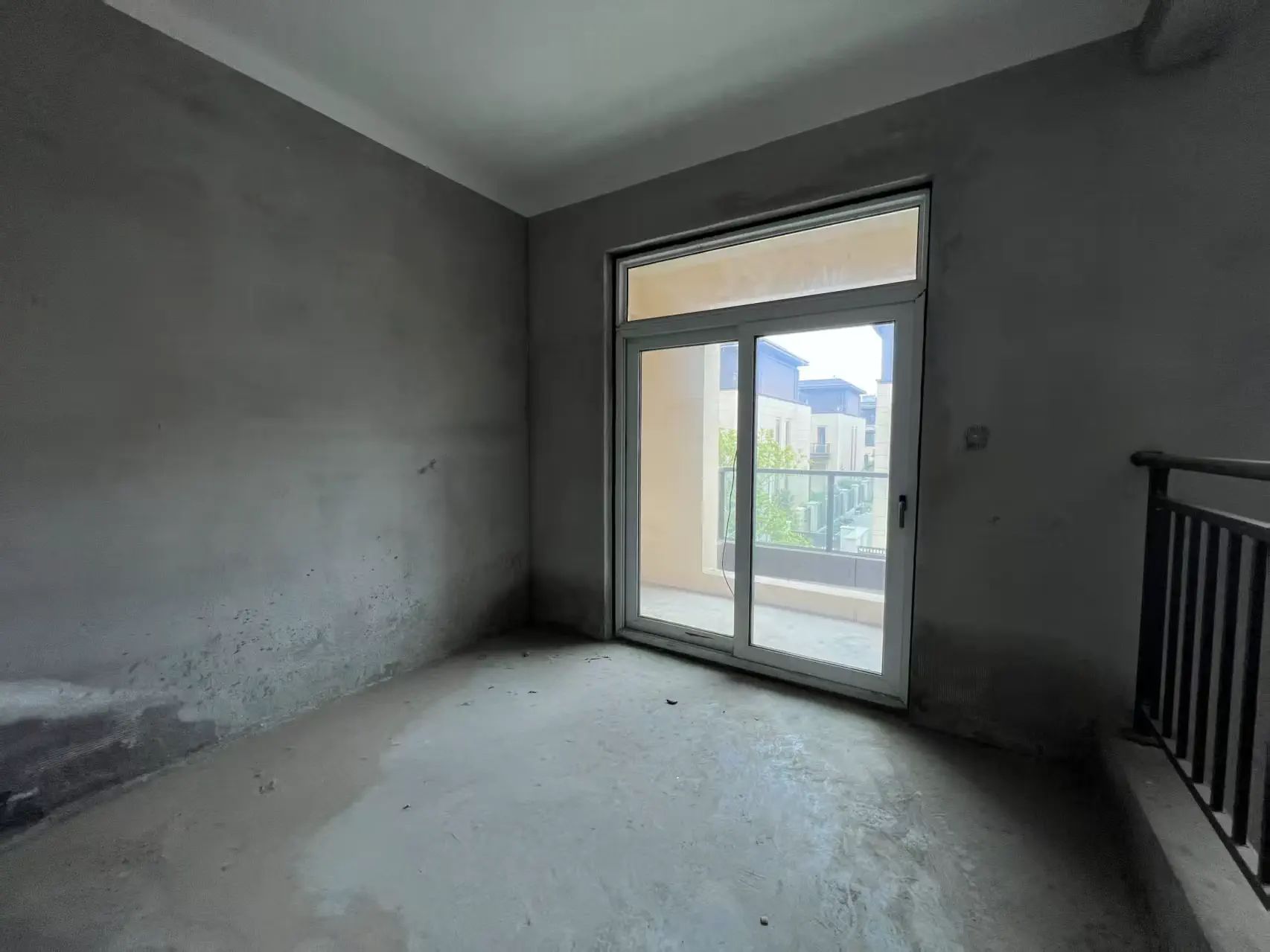 城西别墅聚集地，宜居福地，祥生联排别墅边户，带转角院子，赠送更多，稀缺产品