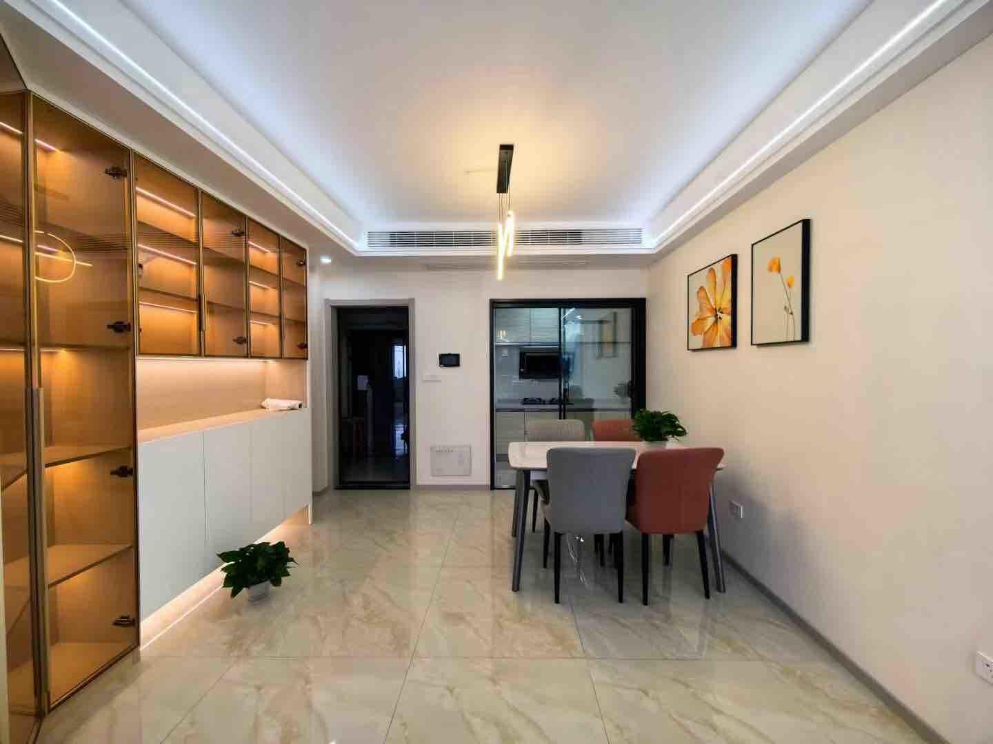 品质大小区，城南福星城，全新精装修，好楼层，视野开阔，证满二，一天未住