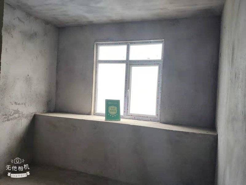 蓝天新城边户毛坯大三房南北通透双阳台楼层相当好采光通风不用讲懂得来