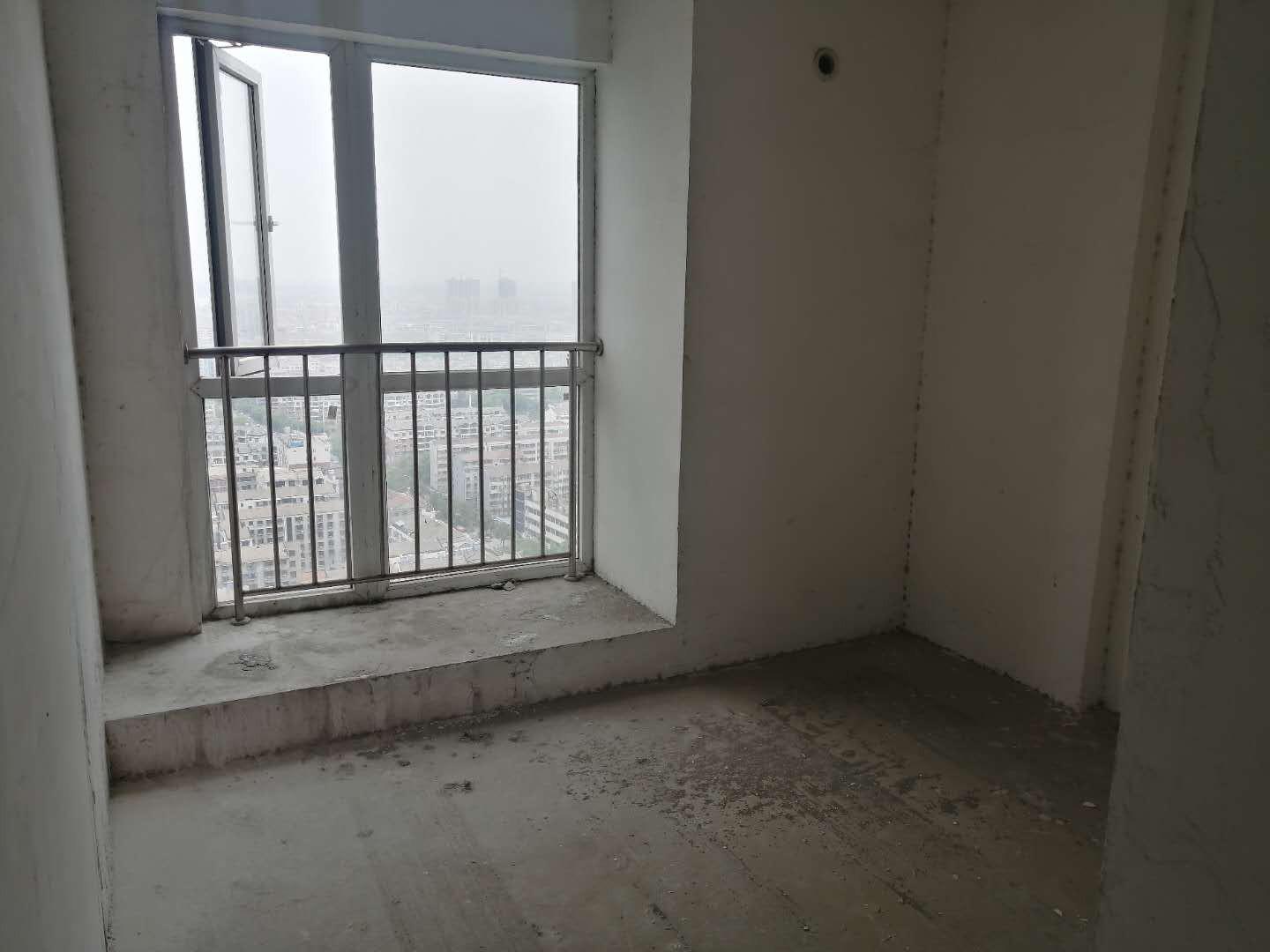 城南福星城 3室2厅2卫 证满2年 接受按揭 看房快点