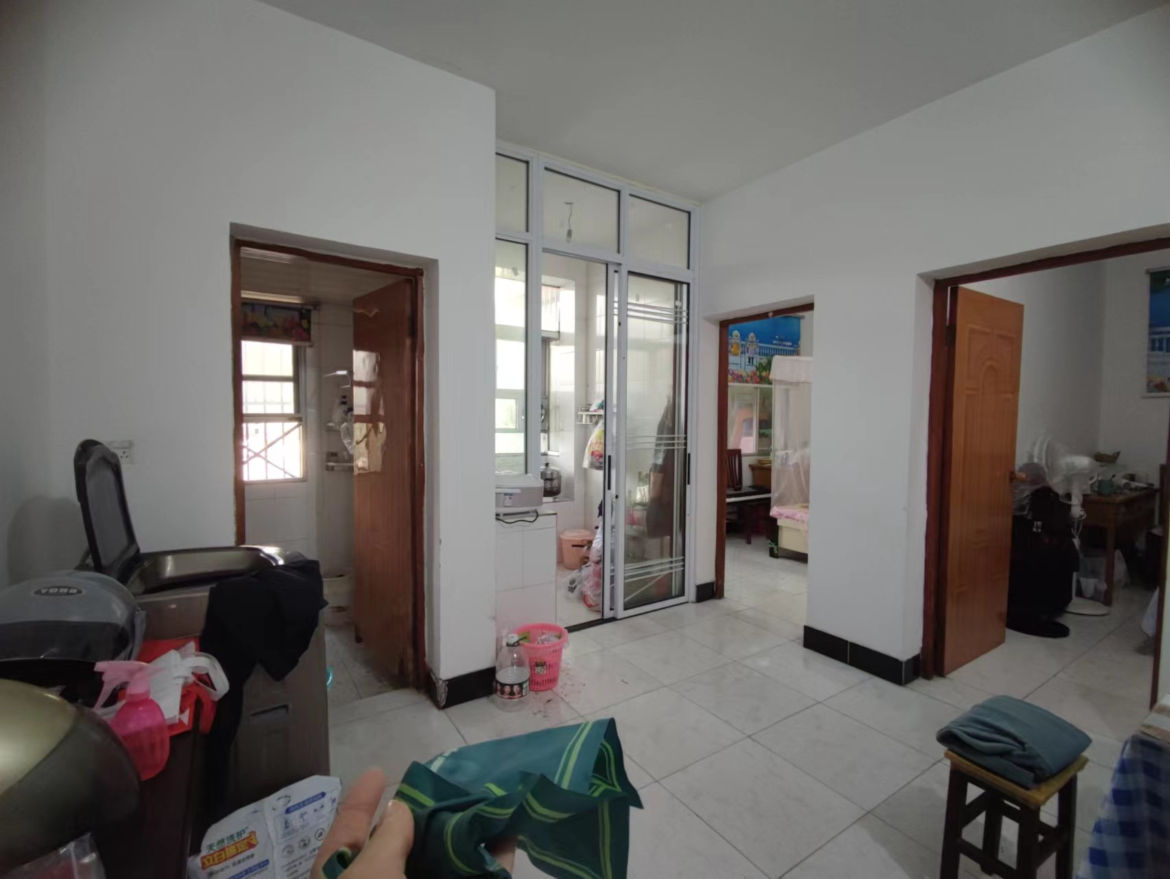 汉江学生公寓70年产权步梯2楼证件齐全看房方便