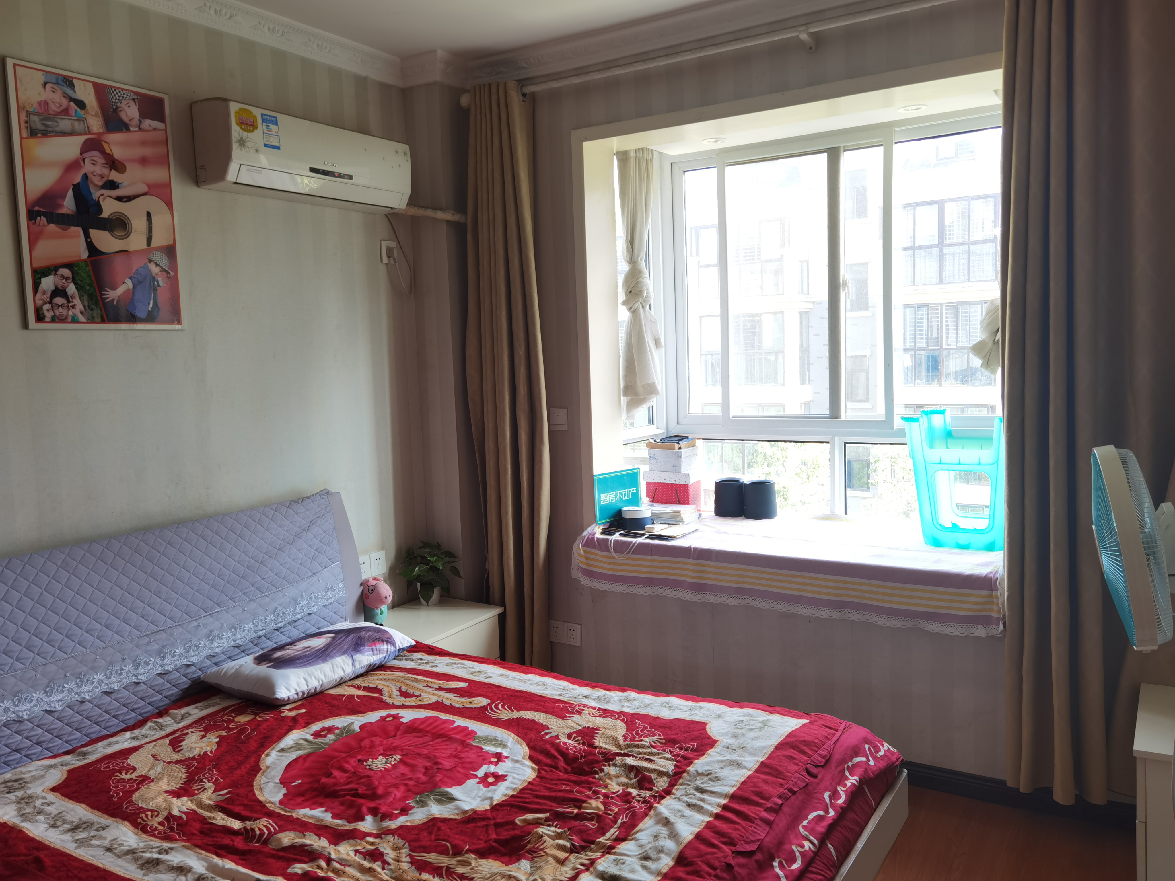 和园公馆精装三房房子保养的好业主诚心卖看房方便