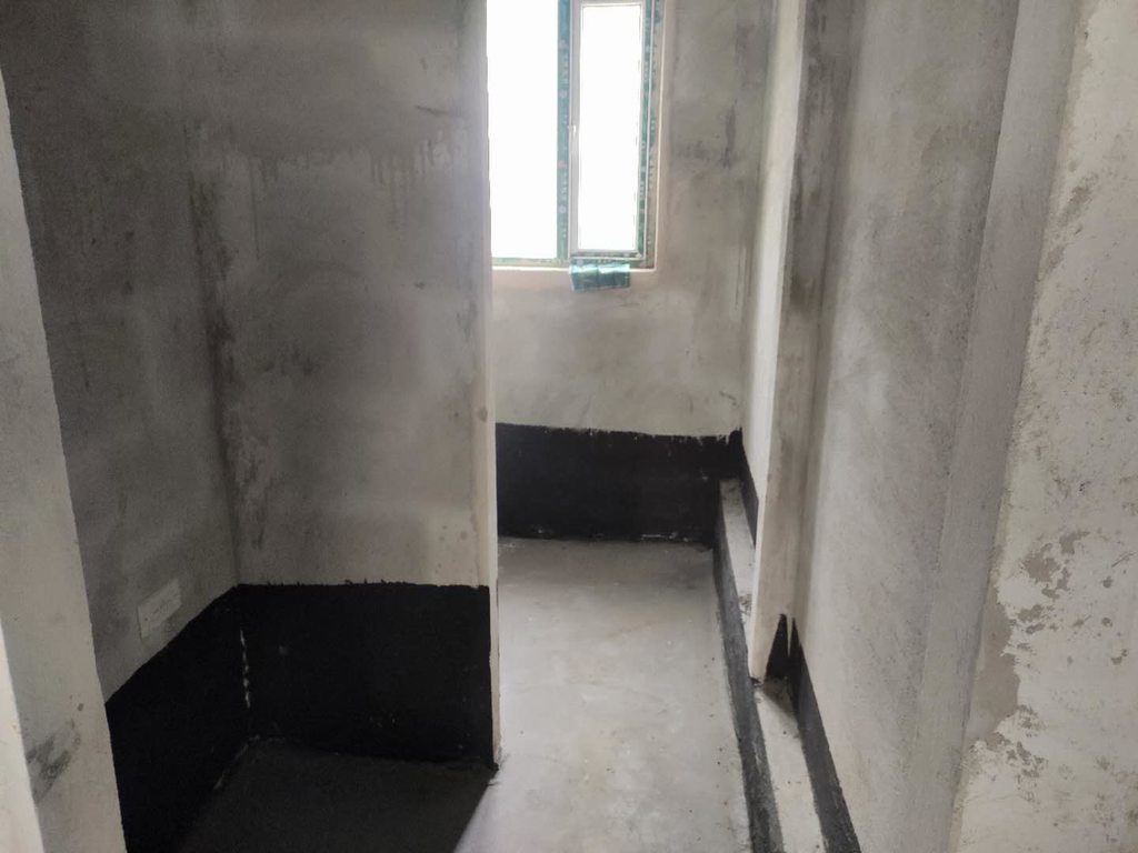 城东绿洲新城电梯中层毛坯五房 看房