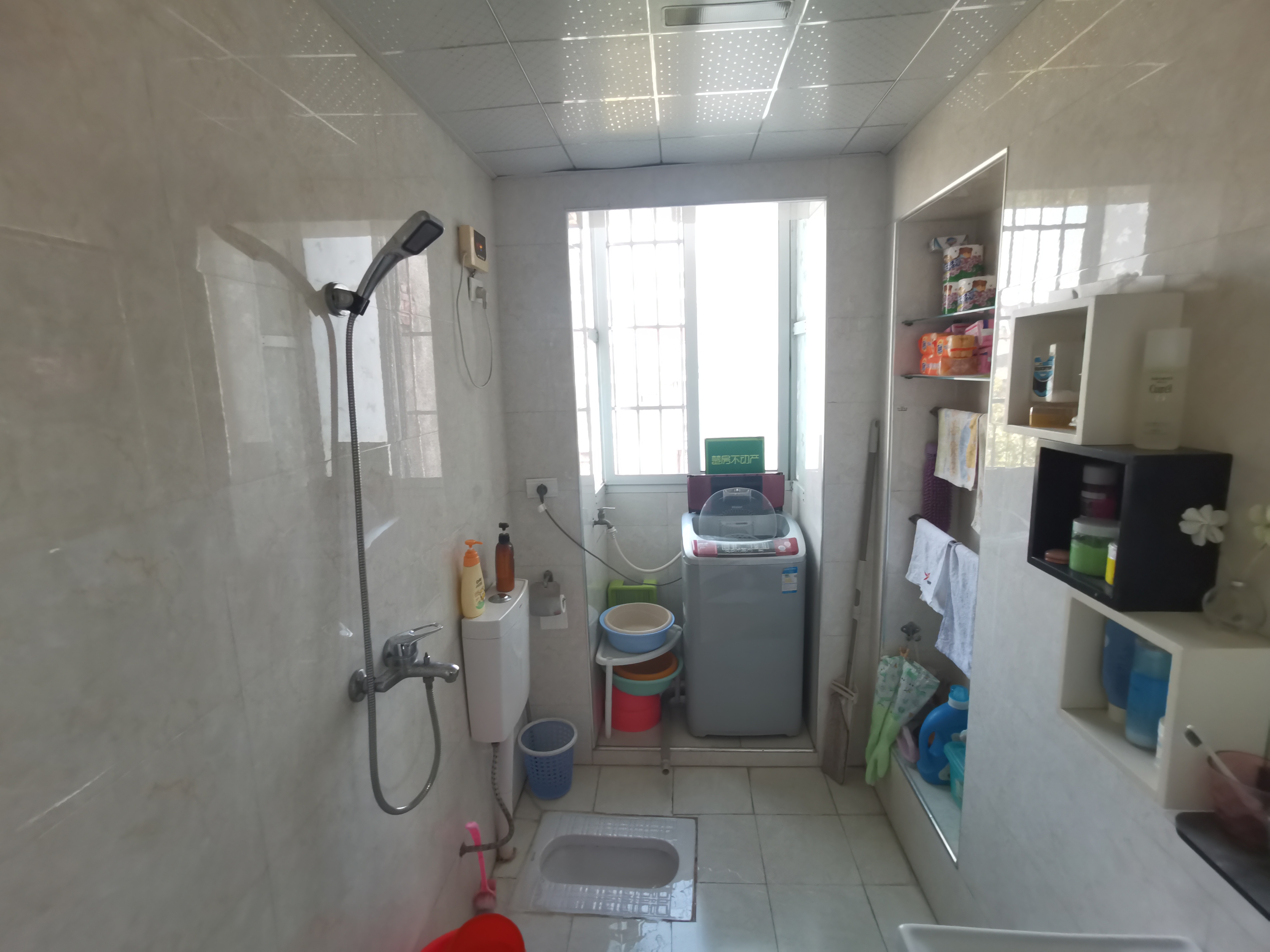 交通路实验小XUE对面全新装修拎包即住看房方便