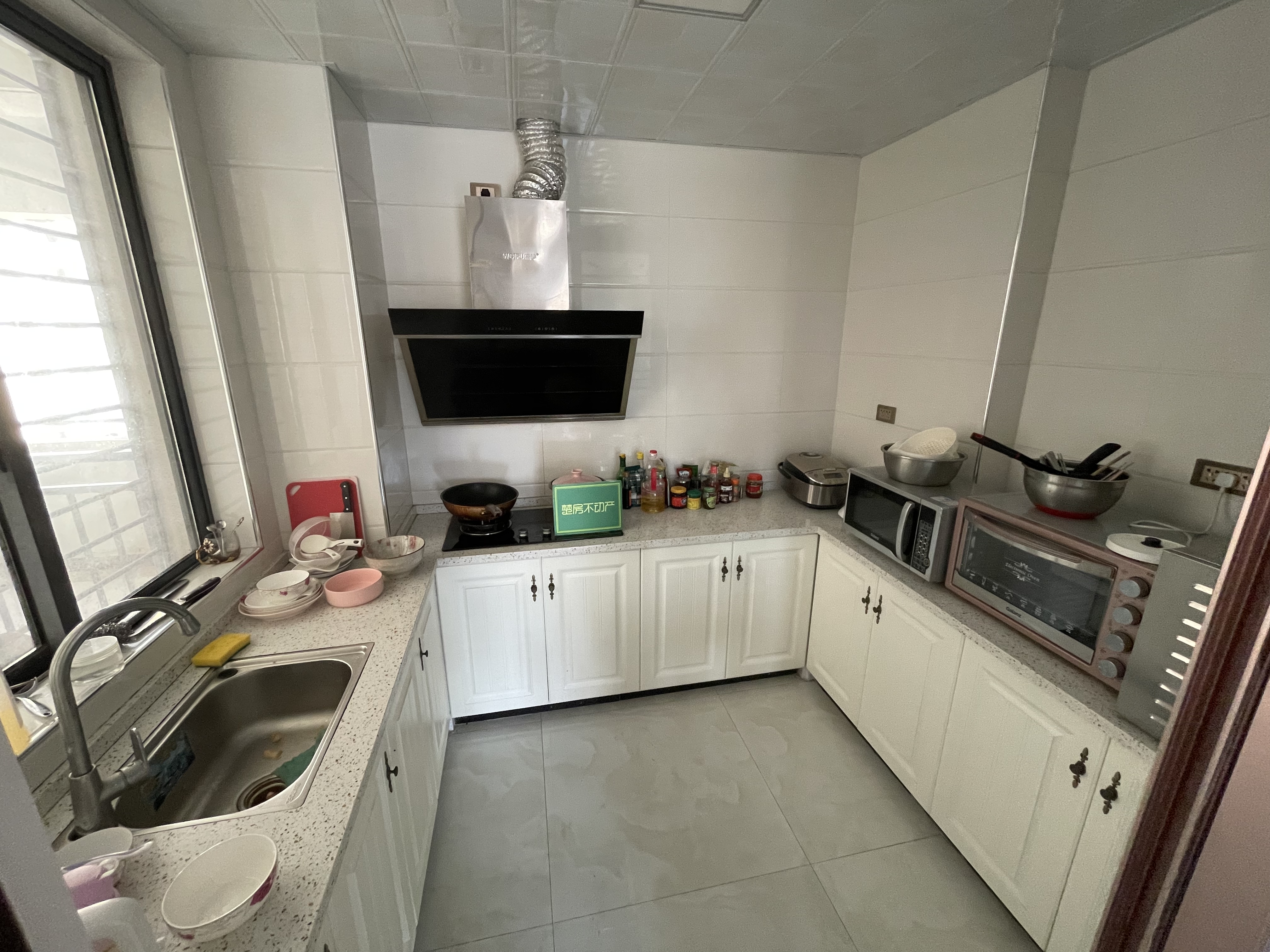 上林仙苑 仙桃小二小旁 精装三房 小区环境好 空气也好 证件满二