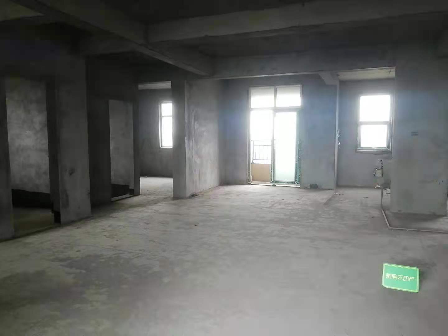 元泰未来城毛坯边户南北通透双阳台无遮挡采光佳价格可谈