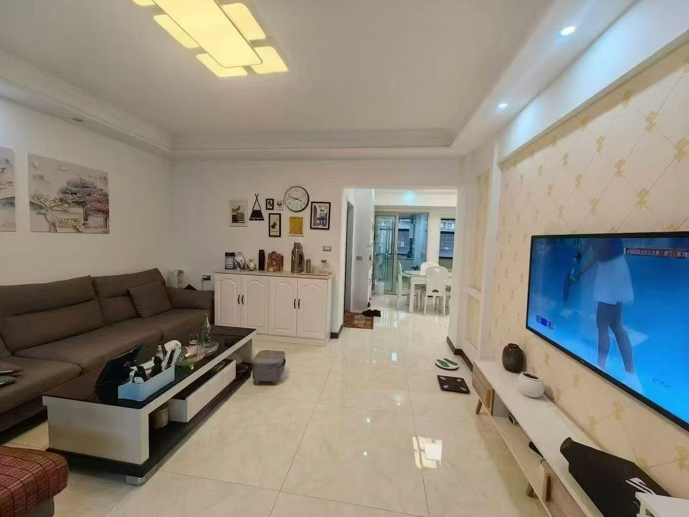 捡漏，步梯三楼，精装大两房，拎包入住总嫁18.8个，证满二