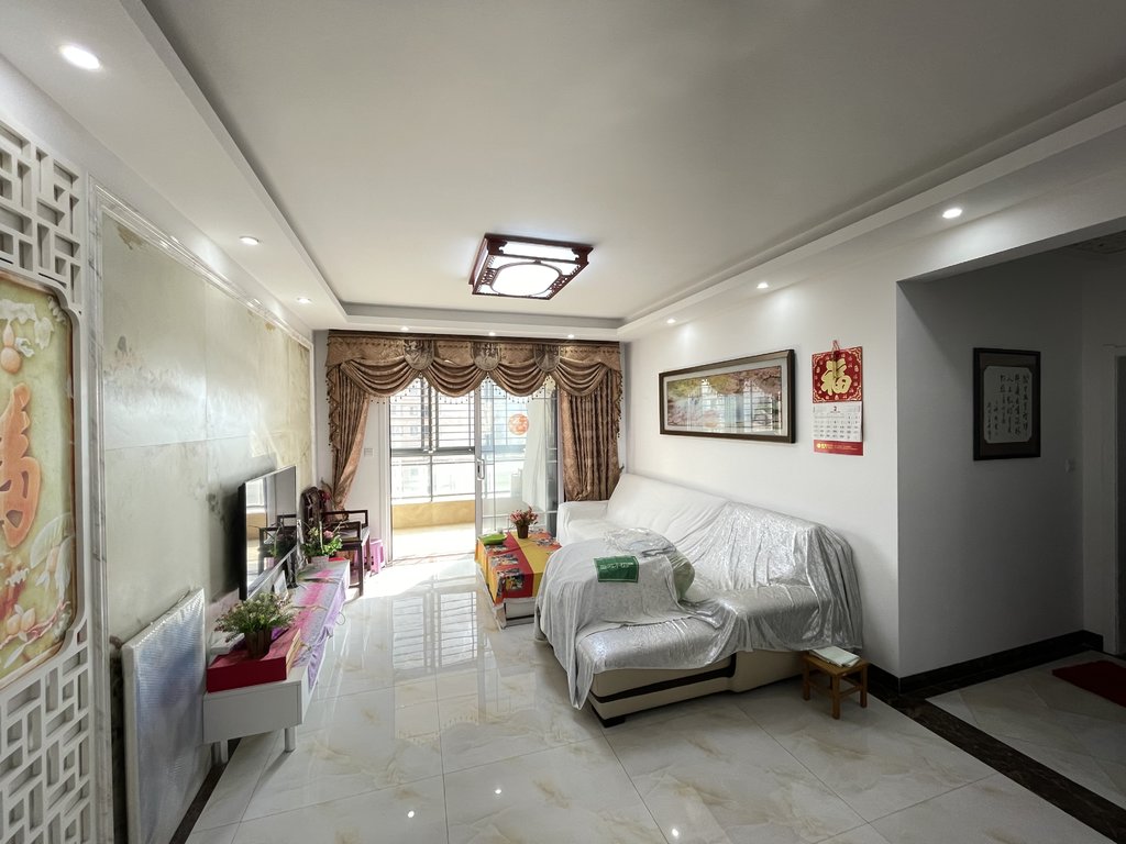 御台公馆精装修三房带全屋家电小区环境好老证