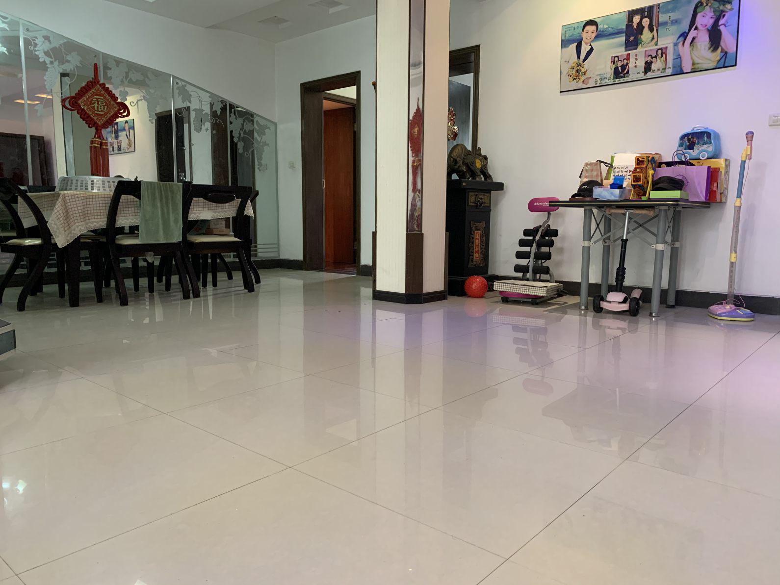 老三中附近粮仪小区证未下大户型急售