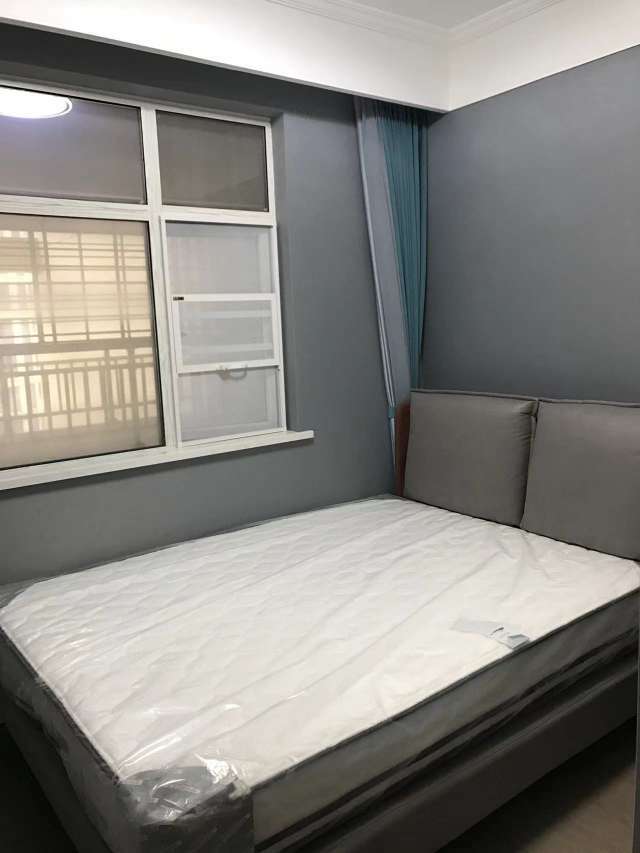 全新装修基本没住品牌家电家具装修花40多人车分流银孚领秀城边户