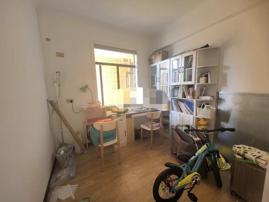 230，降价了，诚心出售，捡漏，新城一号，精装3房、中层好楼层，证满二，采光好