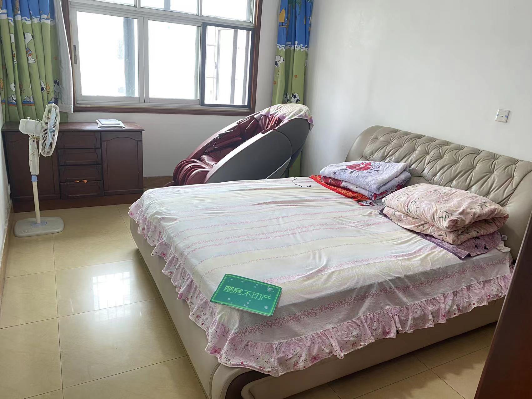 复州花园精装大三房周边配套设施齐全采光好业主诚心出售