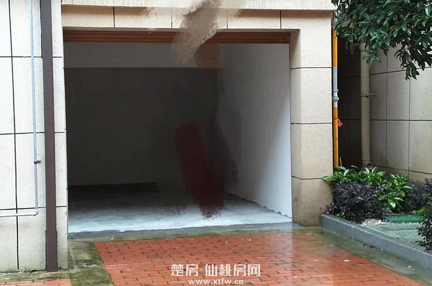 香格里拉-李小双运动城