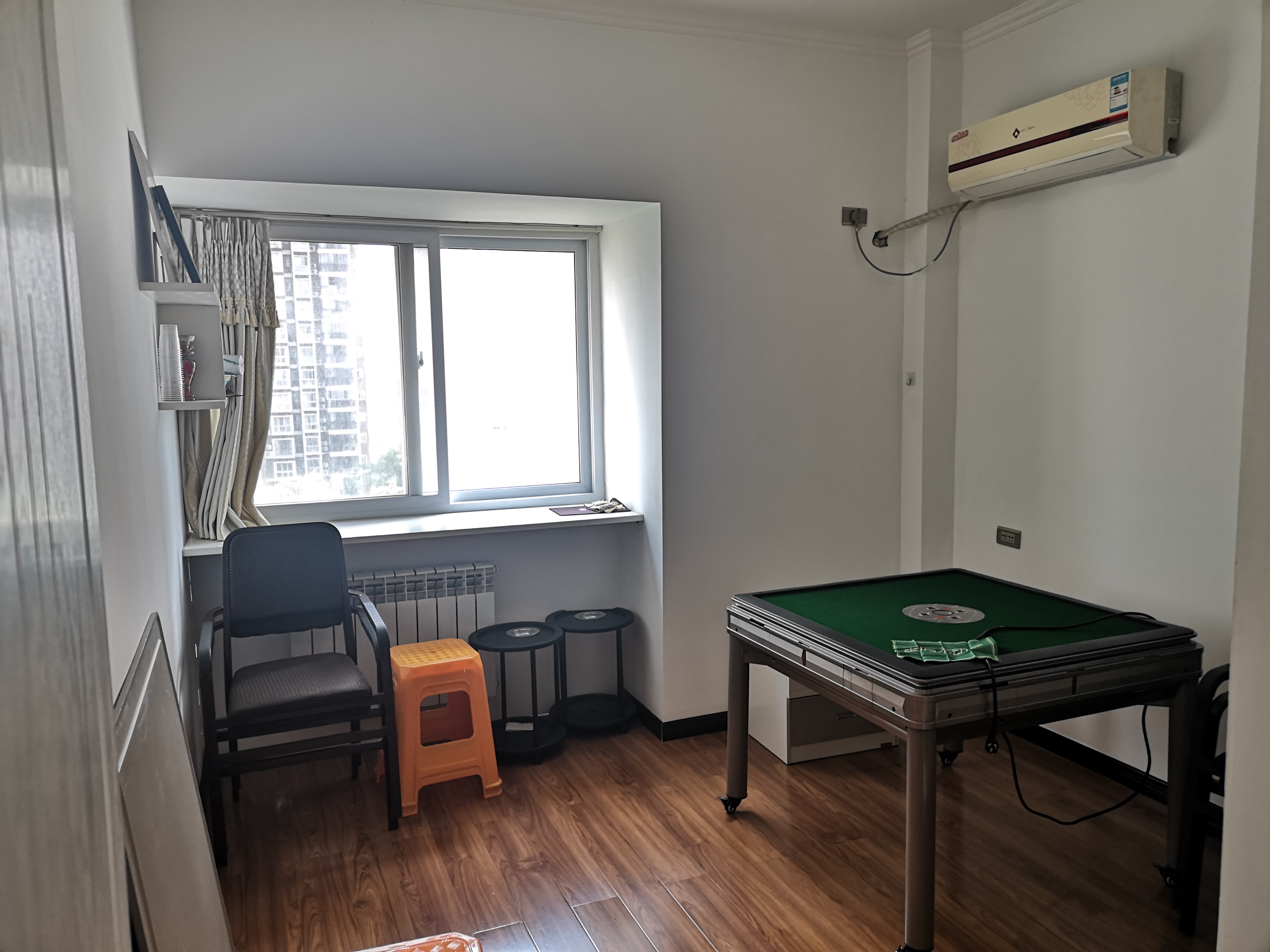 香岸华府电梯小高层好楼层精装大三房保养好采光佳小区环境优证满五