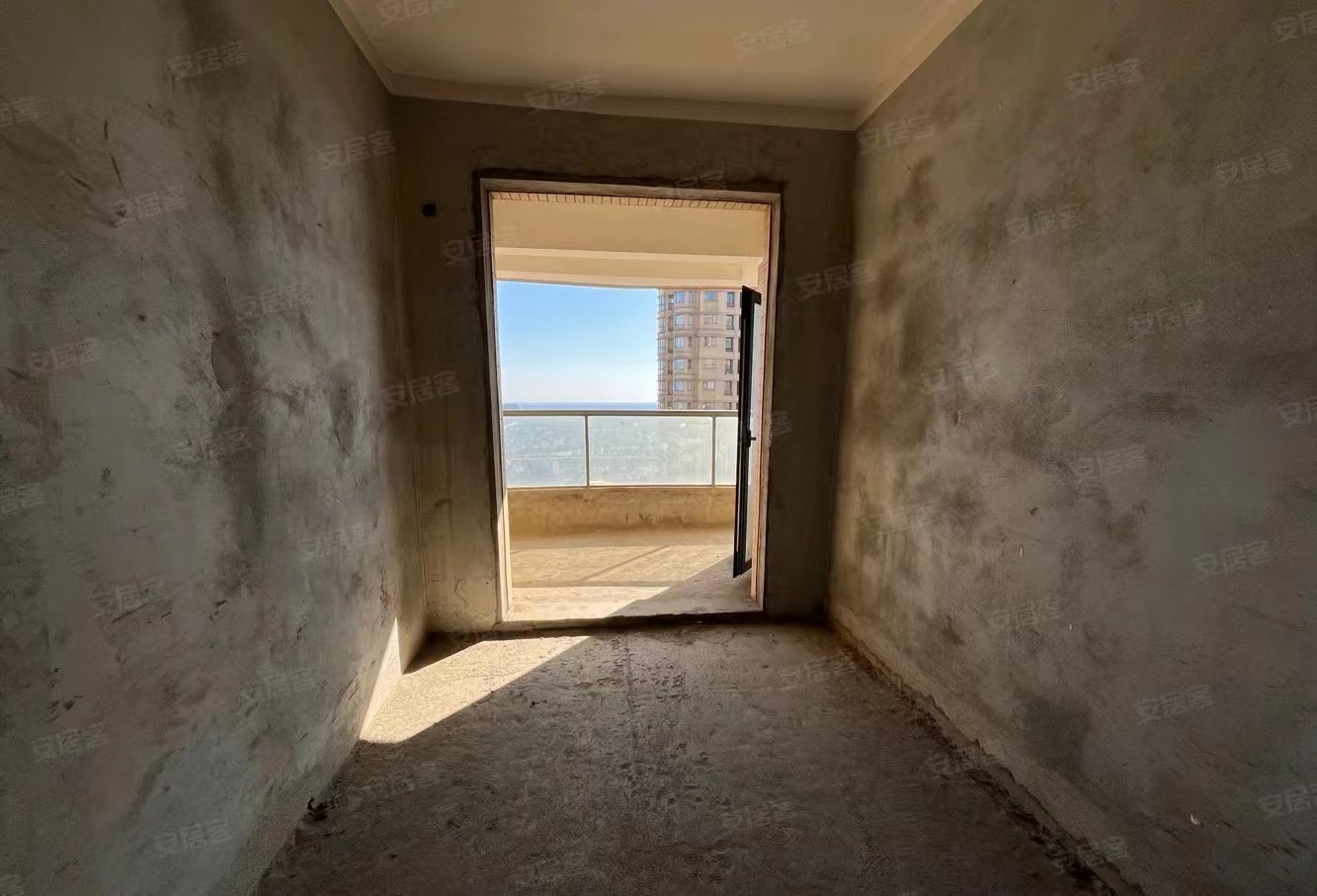 48，降价了，御台公馆，三开间朝南，楼层好，采光好，品质小区