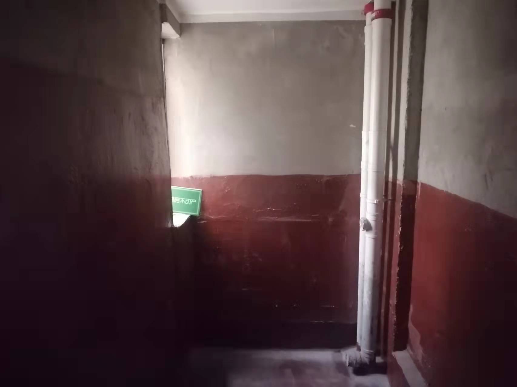 翡冷翠毛坯大三房南北双阳台餐客一体通透中间楼层前后无遮拦诚心出售可以按揭，看房方便