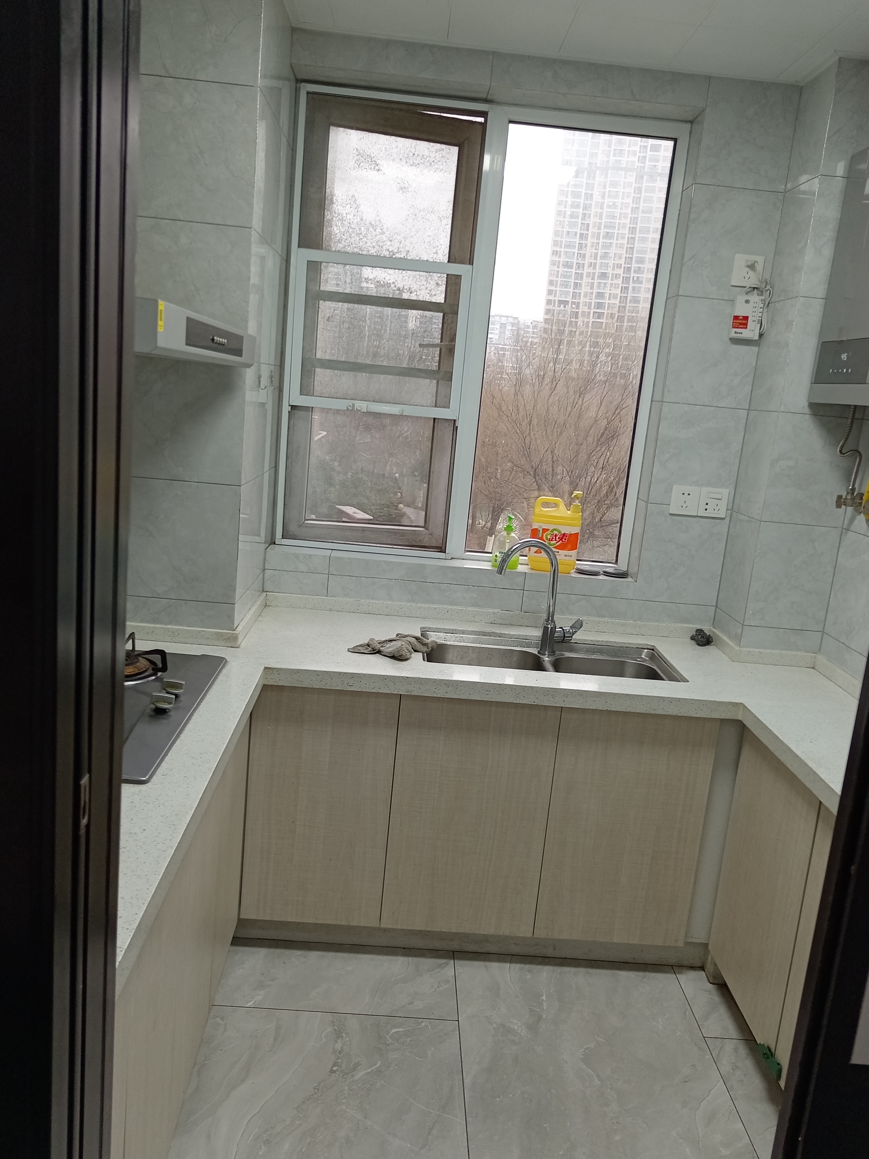 元泰租房三房两卫家电齐全价格实惠