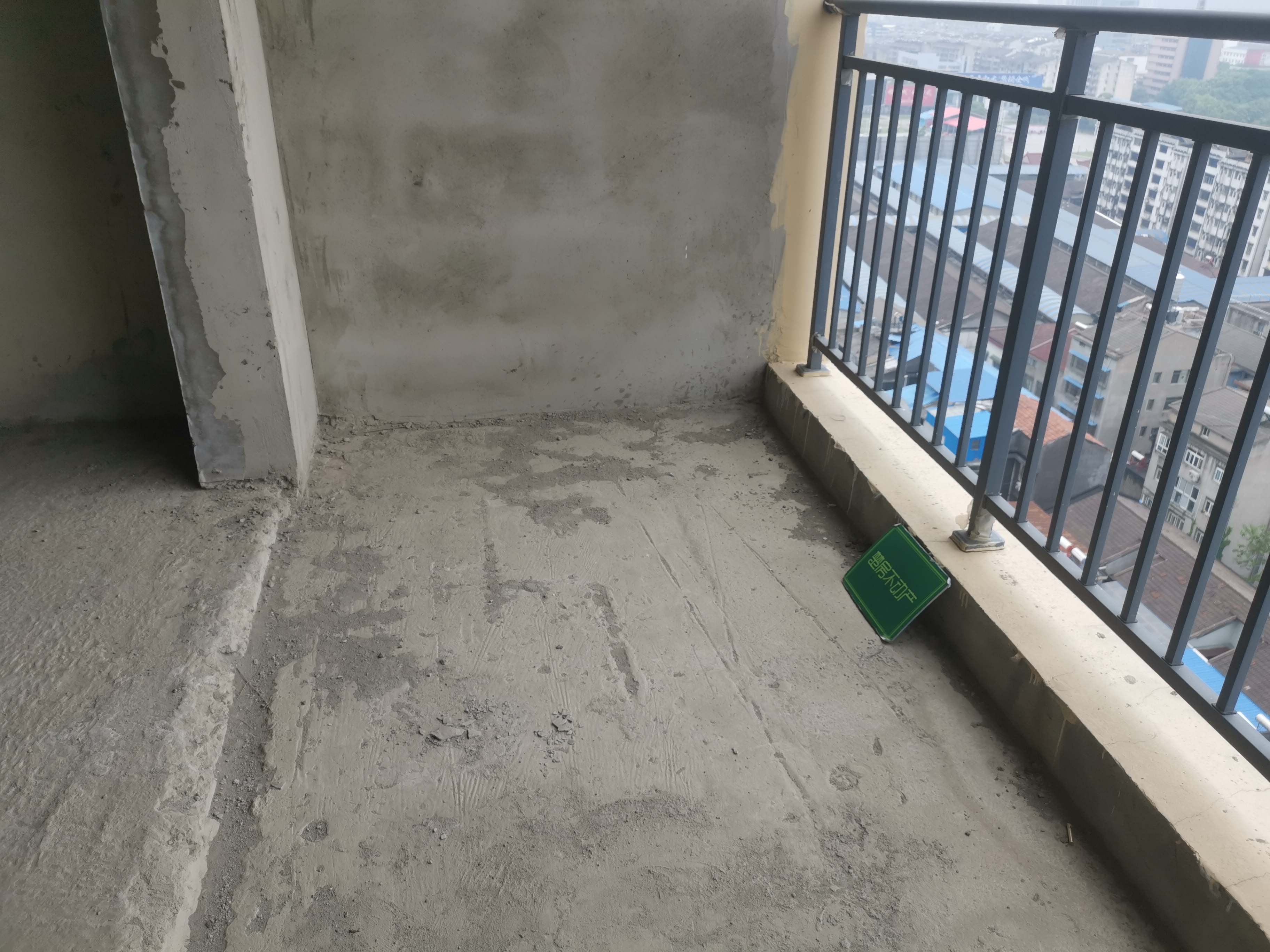 财源盛景武商旁边毛坯三房中间楼层房东诚意出售