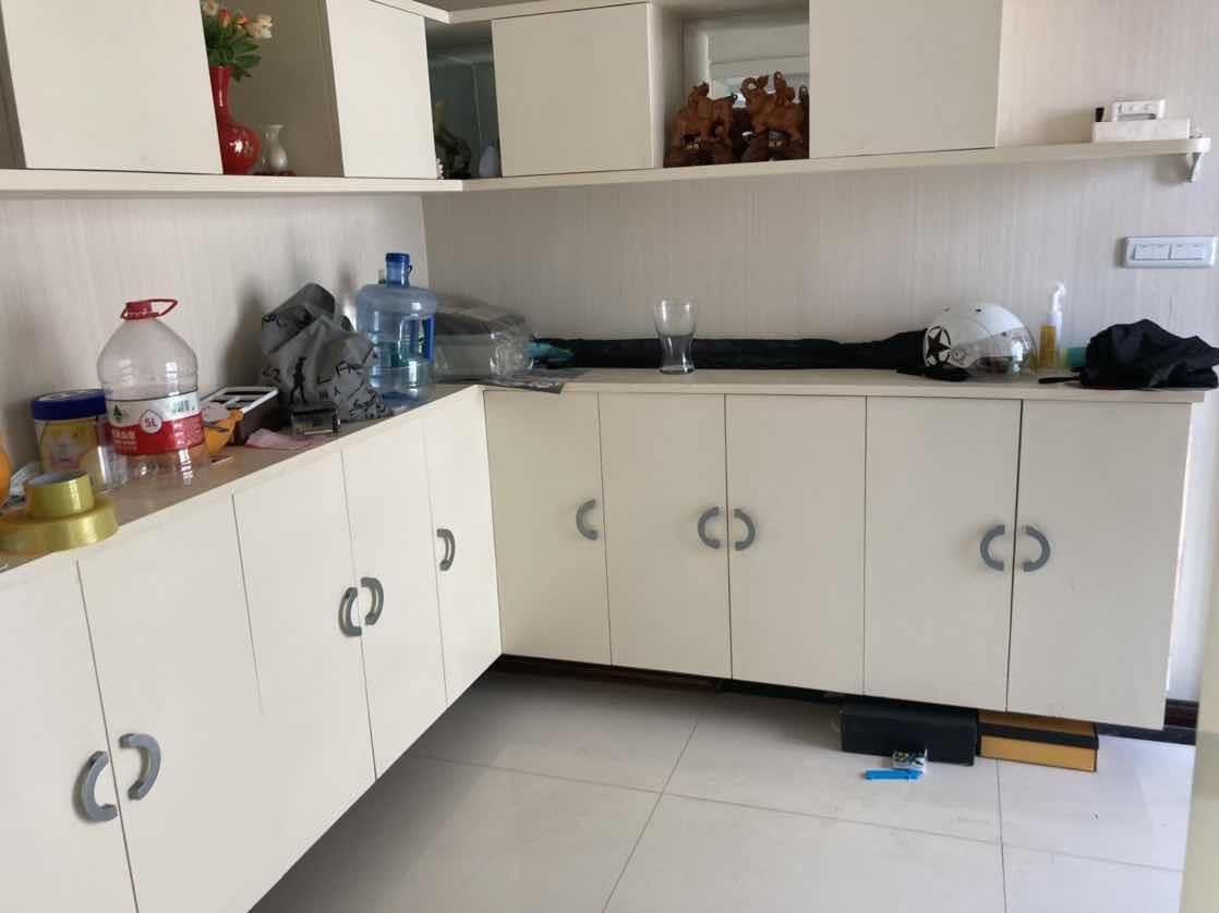  装修电梯房99万145平采光好周边商圈成熟龙华山 就在附近