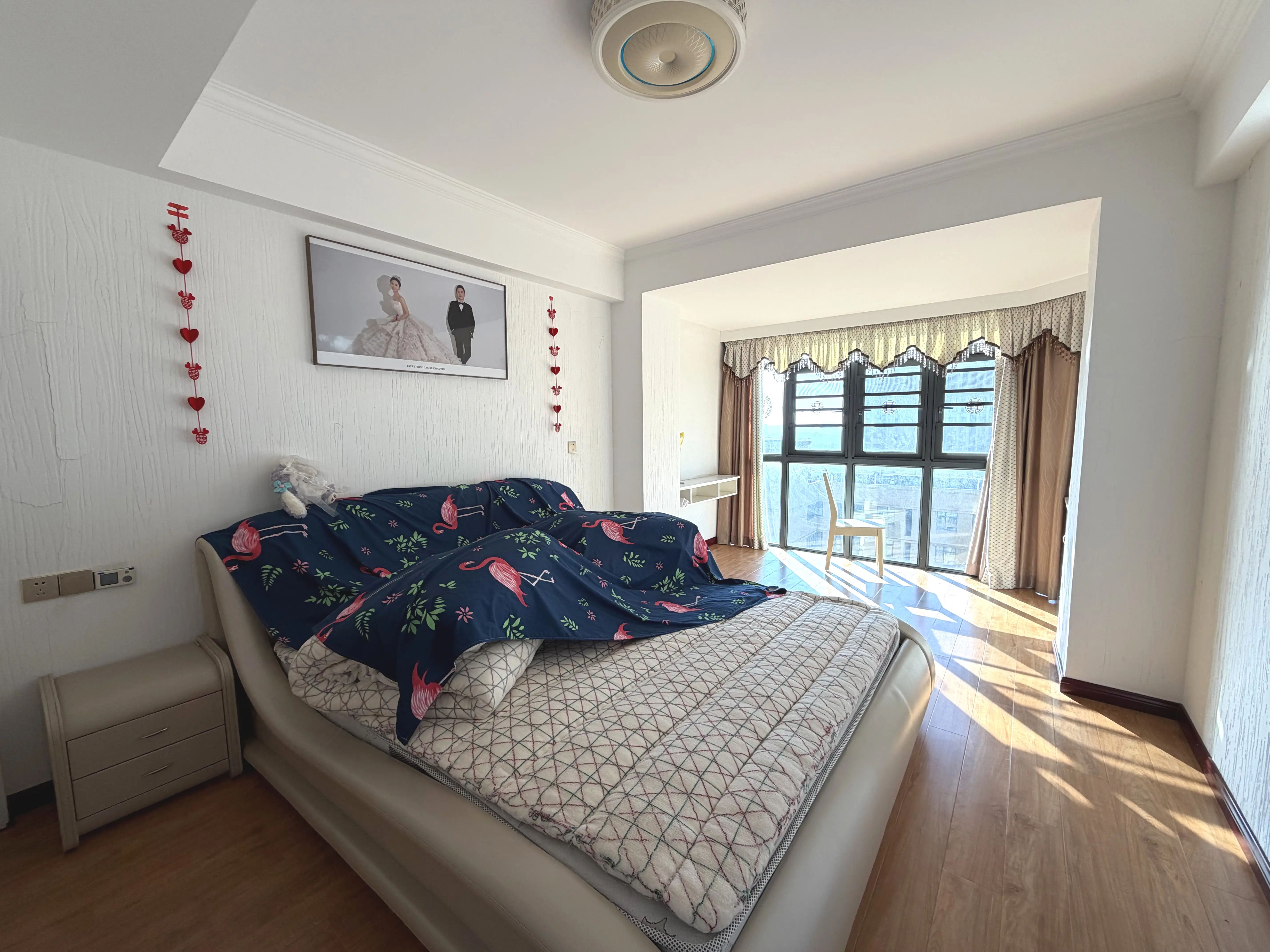 捡漏，城南，颐和公馆，业主自住婚房，中间好楼层，复式精装三房两卫，，证满二