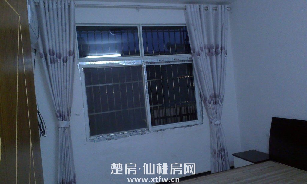 西桥菜场对面300米一室一厅（有崭新空调、热水器）出租7/7