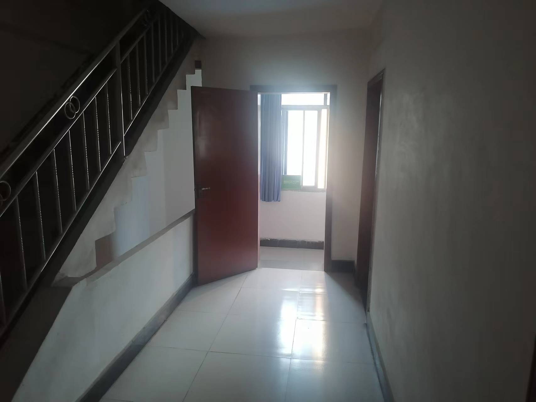 城乡渠私房可以做门面诚心出售证在手