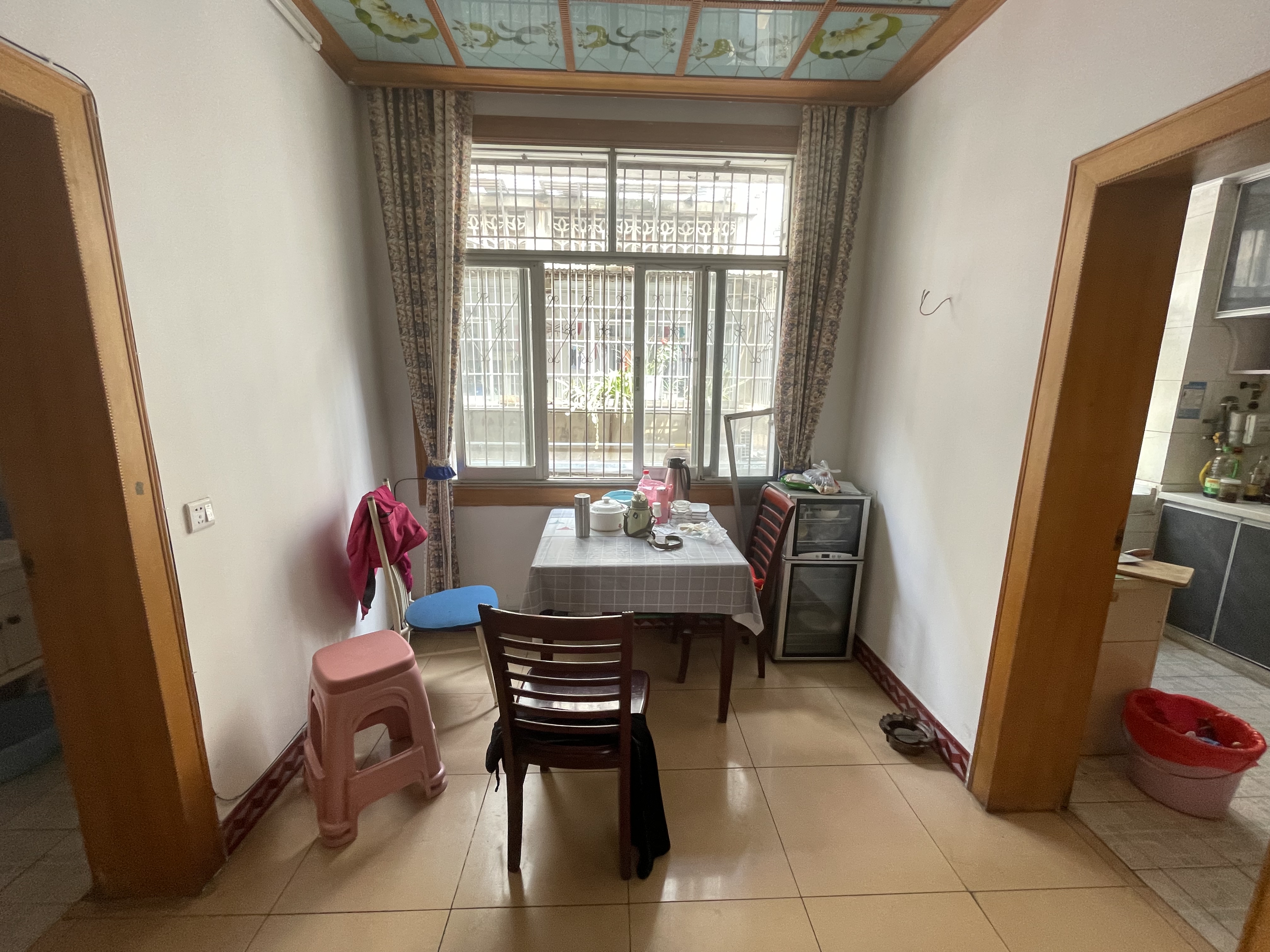 老民政局宿舍老三中巷子三房朝南多大阳台采光好