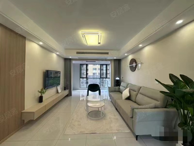 新上捡漏房 ，城南沔阳天泽园，精装三房两卫， 南北双阳台边户 ，电梯小高层