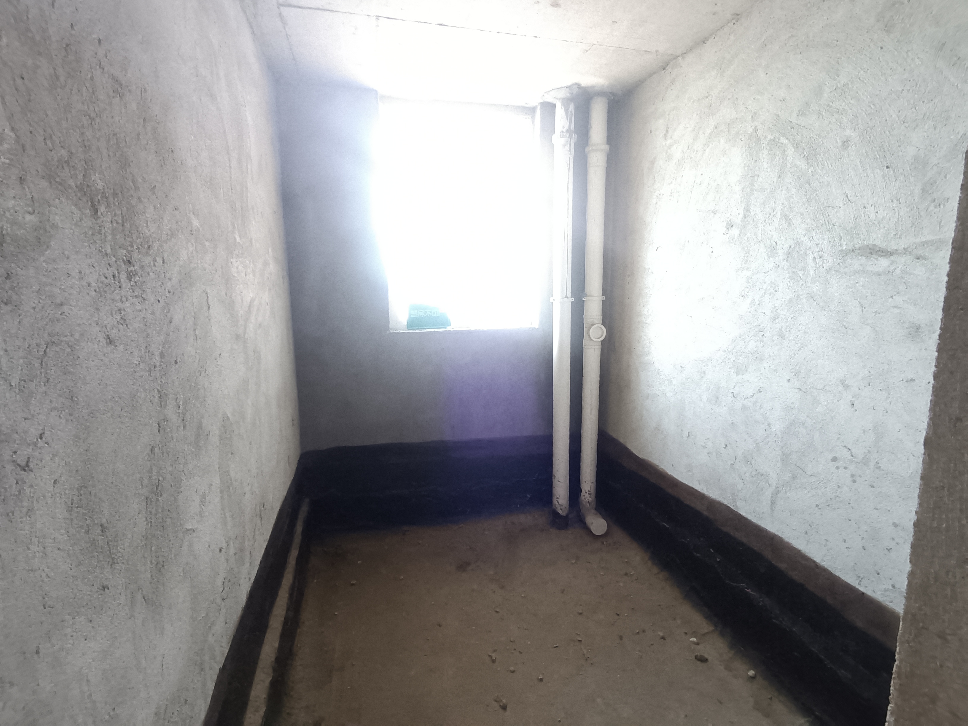 沔阳清华园毛坯三房南北通透中间楼层带车位