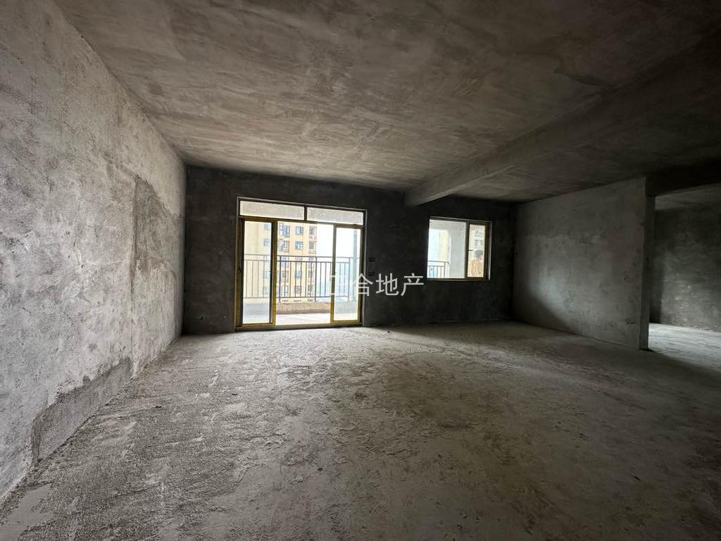 捡漏，城南，新城名都，高性价比，电梯入户，单价6400送车位，电梯19楼，