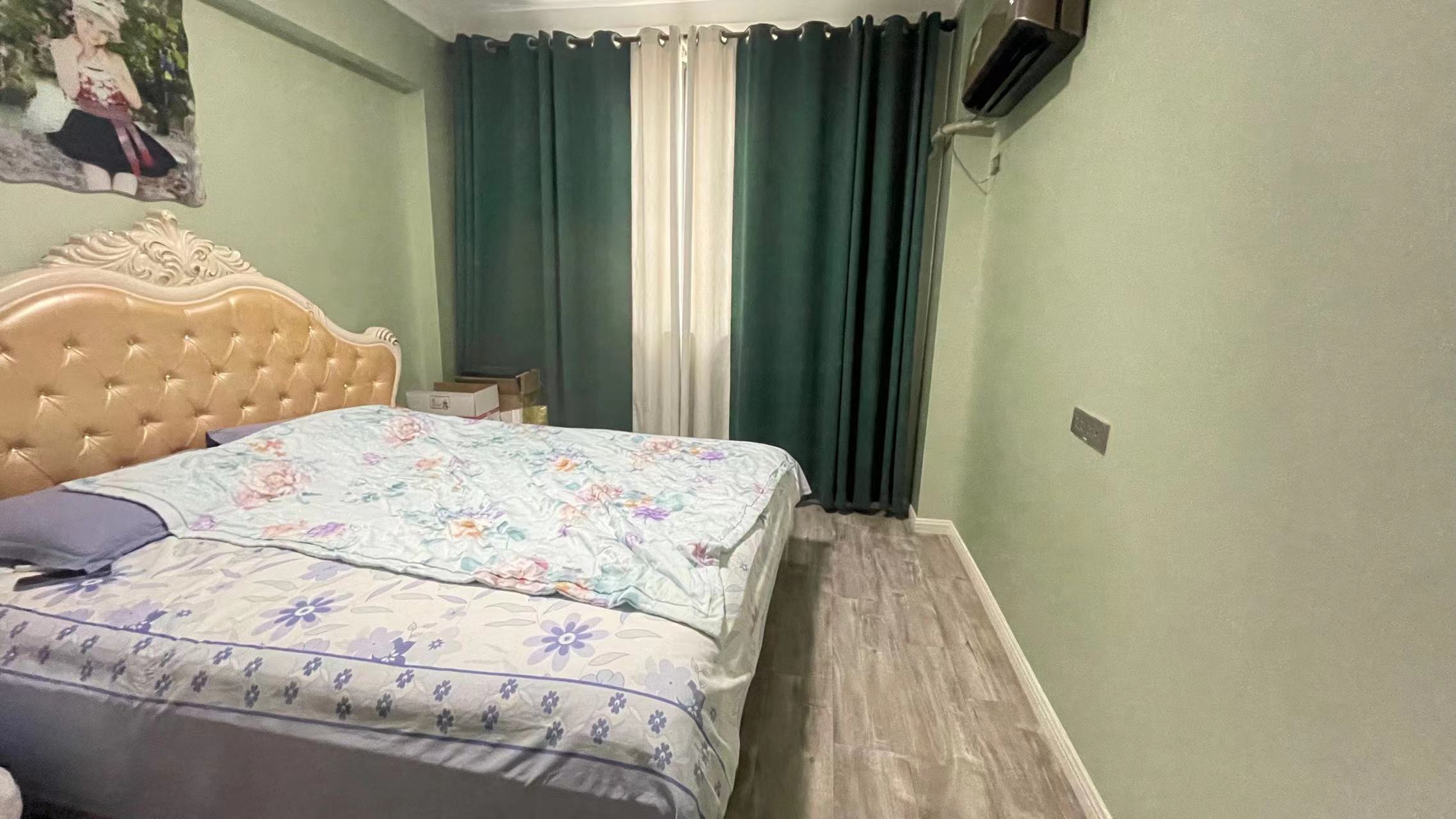 一品苑森林国际北苑对面.精装三房两卫.证件满二.看房方便