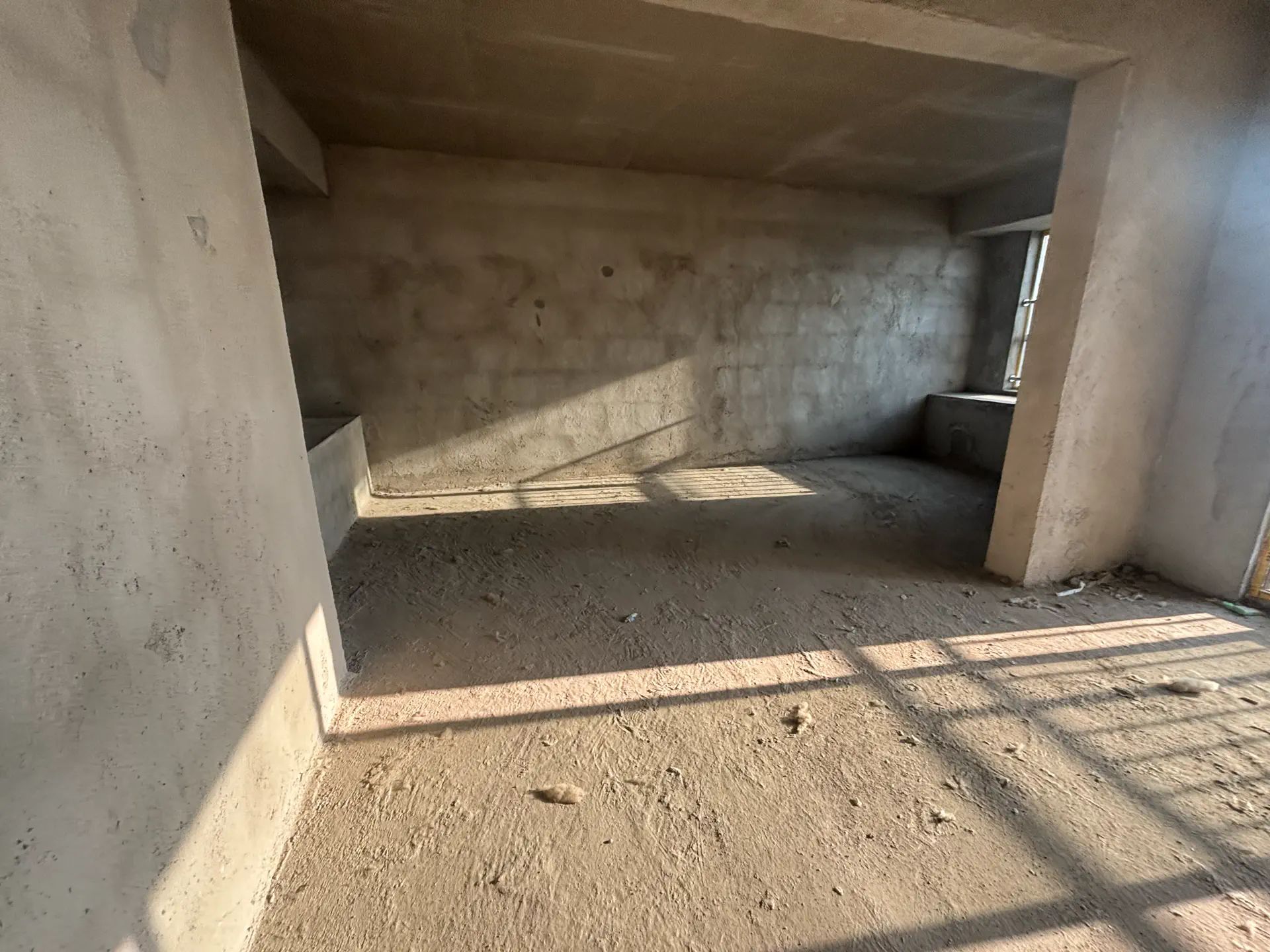 沔阳天泽园，小户型，毛坯2房，好楼层，采光好，证满二