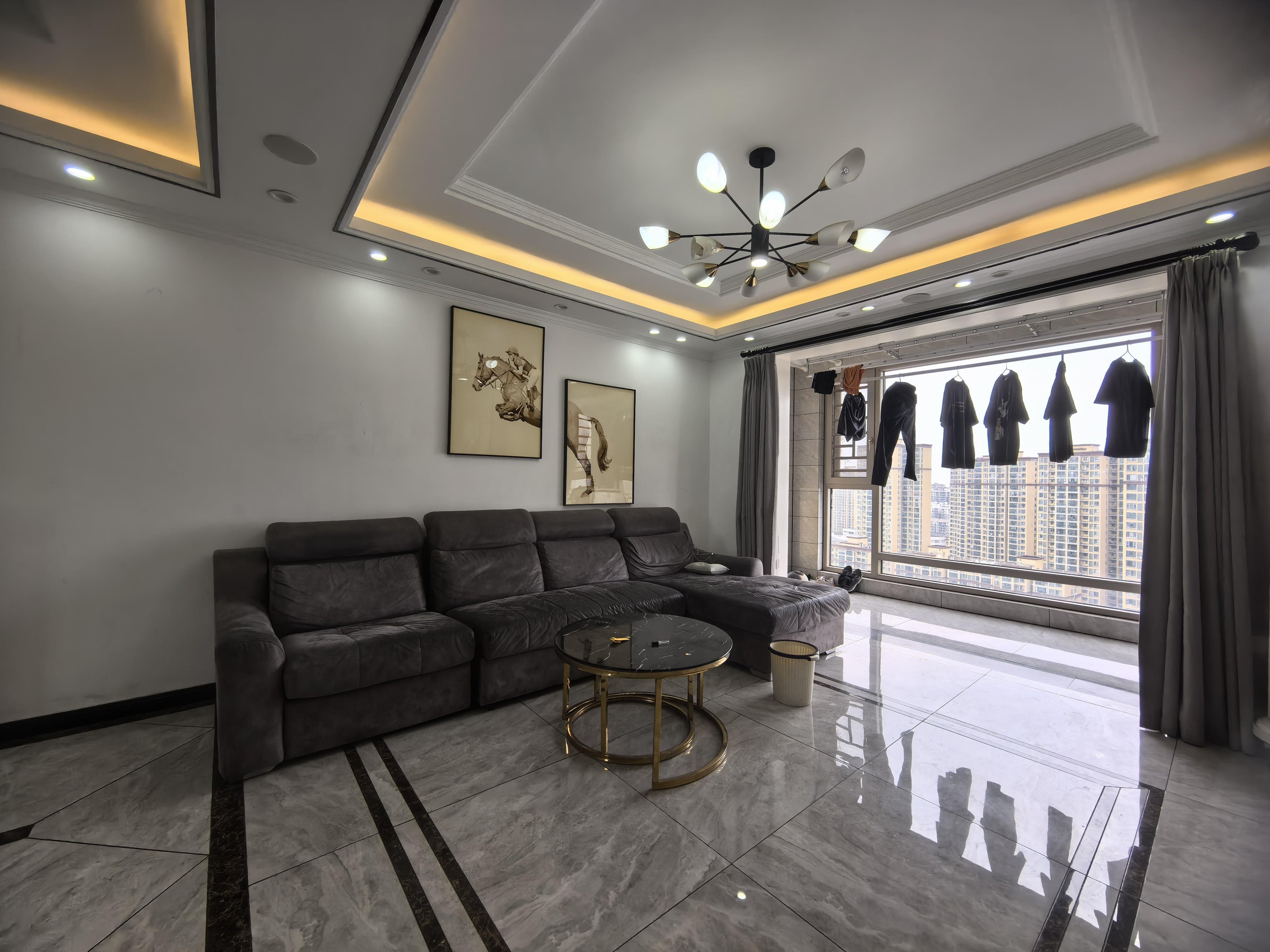 新城壹号3室2厅2卫精装修保养完好优价出售