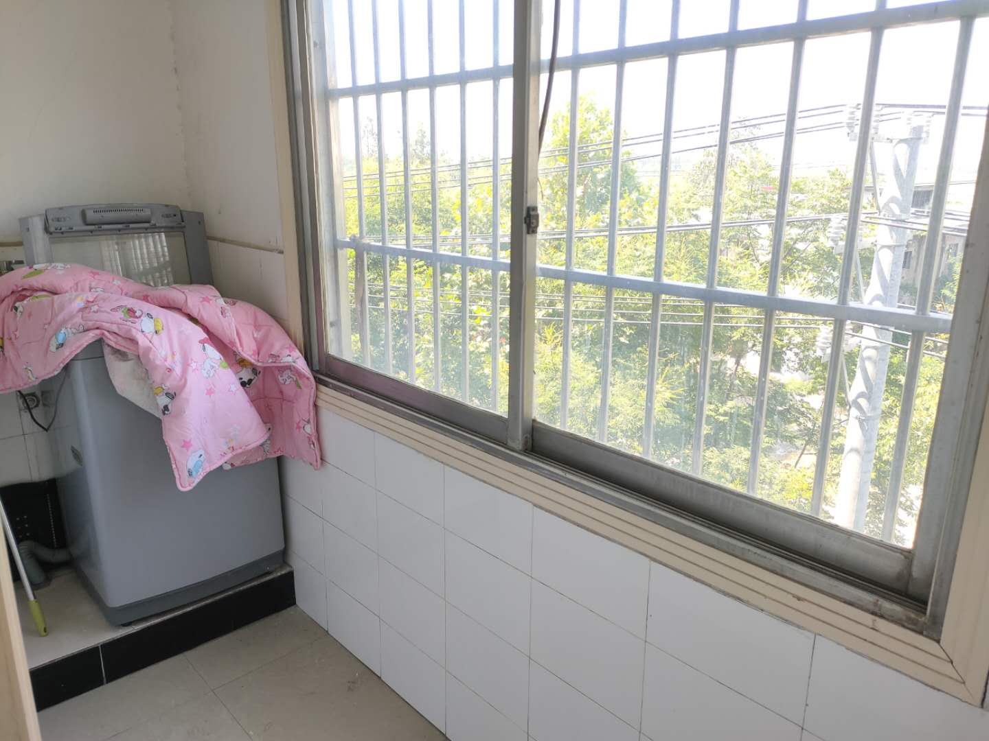 临江名苑精装两房中层业主诚意出看中即签