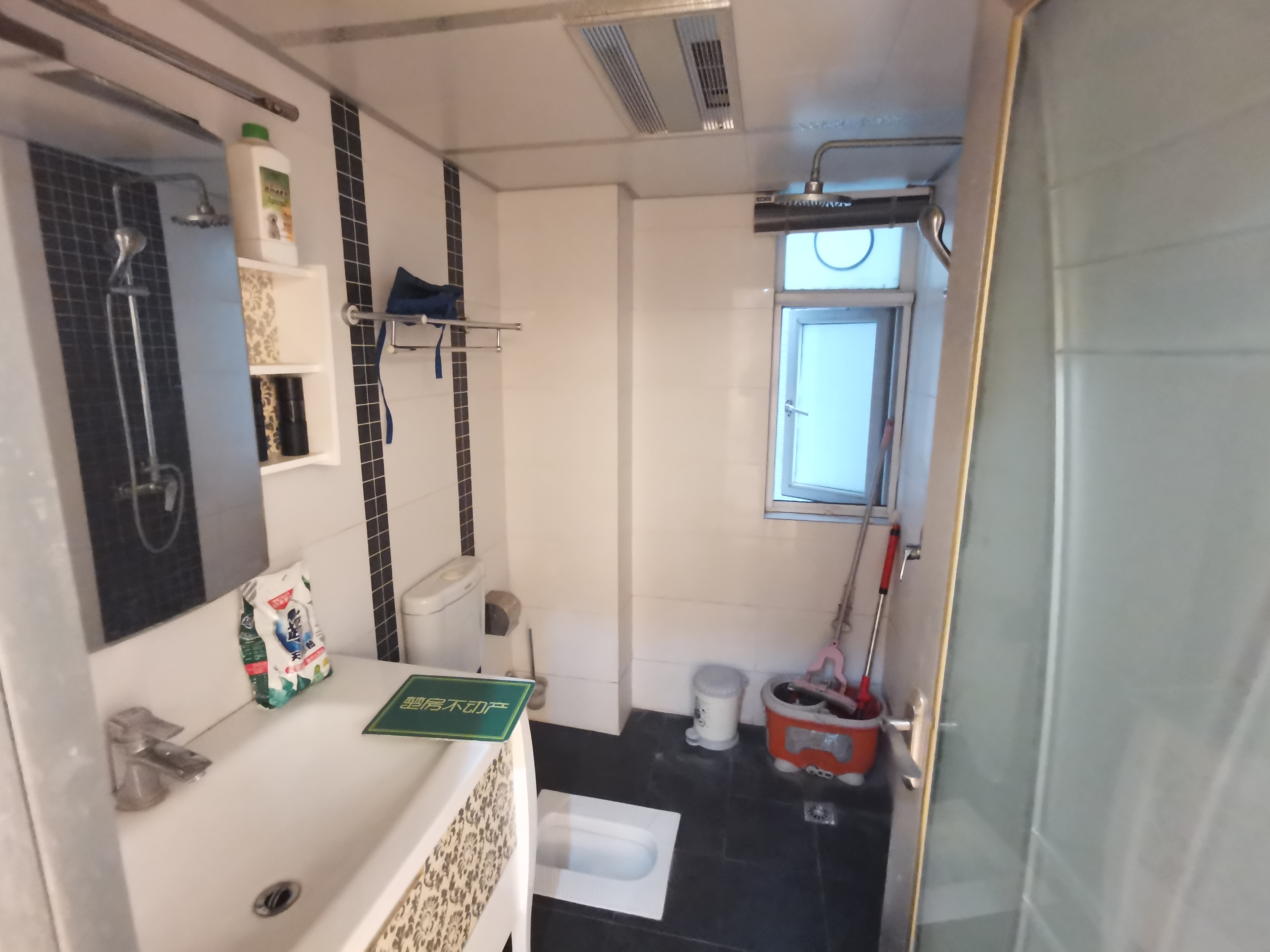 浅水湾欧式精装大三房一梯一户看房方便