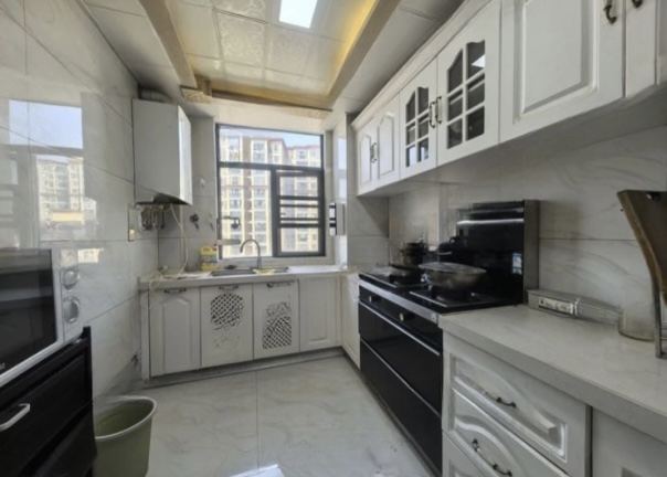 343，城南，新城一号，精装大4房2卫，电梯好楼层，全屋中央空调➕暖气，成色新，满二