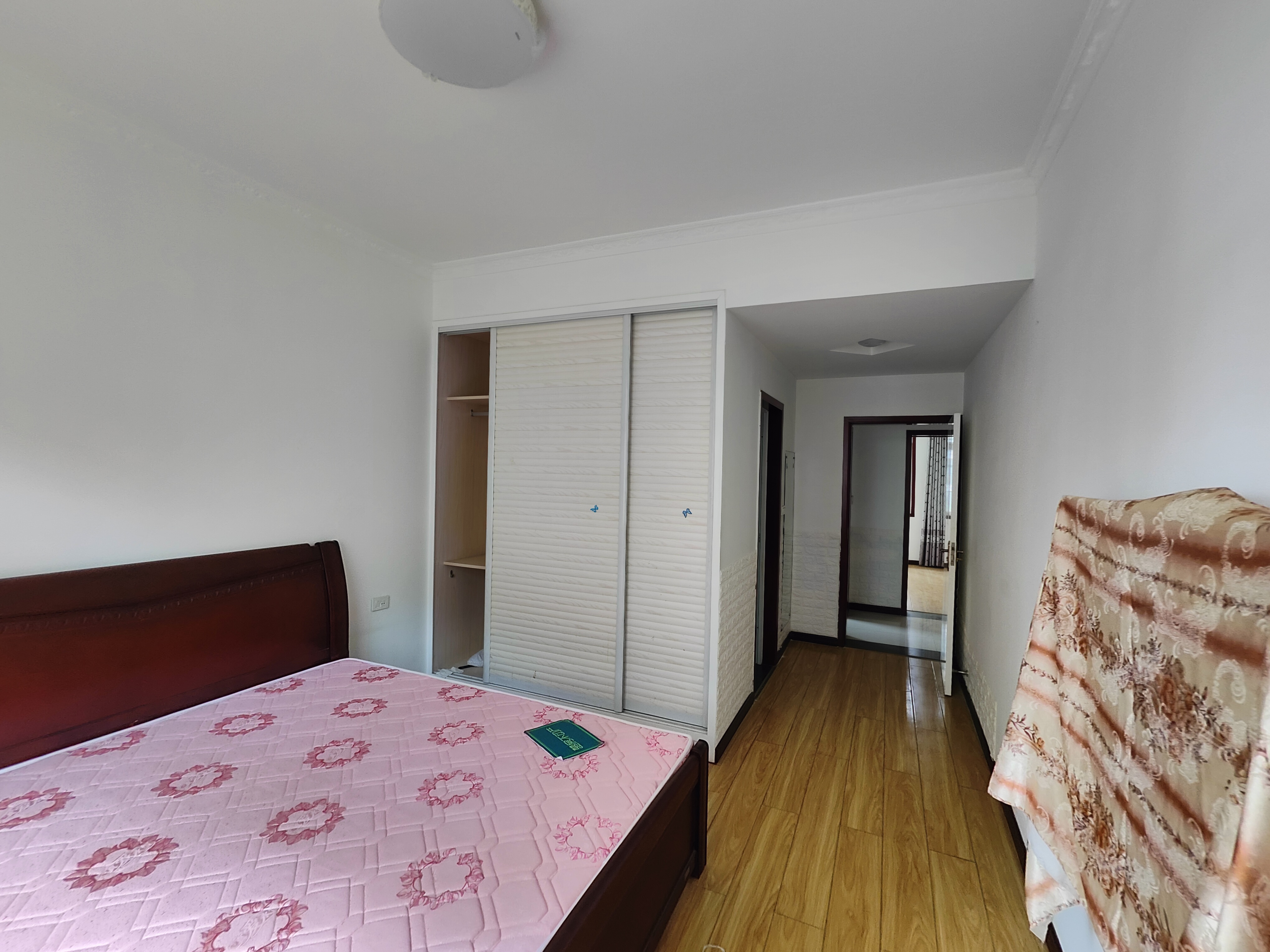 紫金城还建房电梯中间楼层精装修三居室地理优越